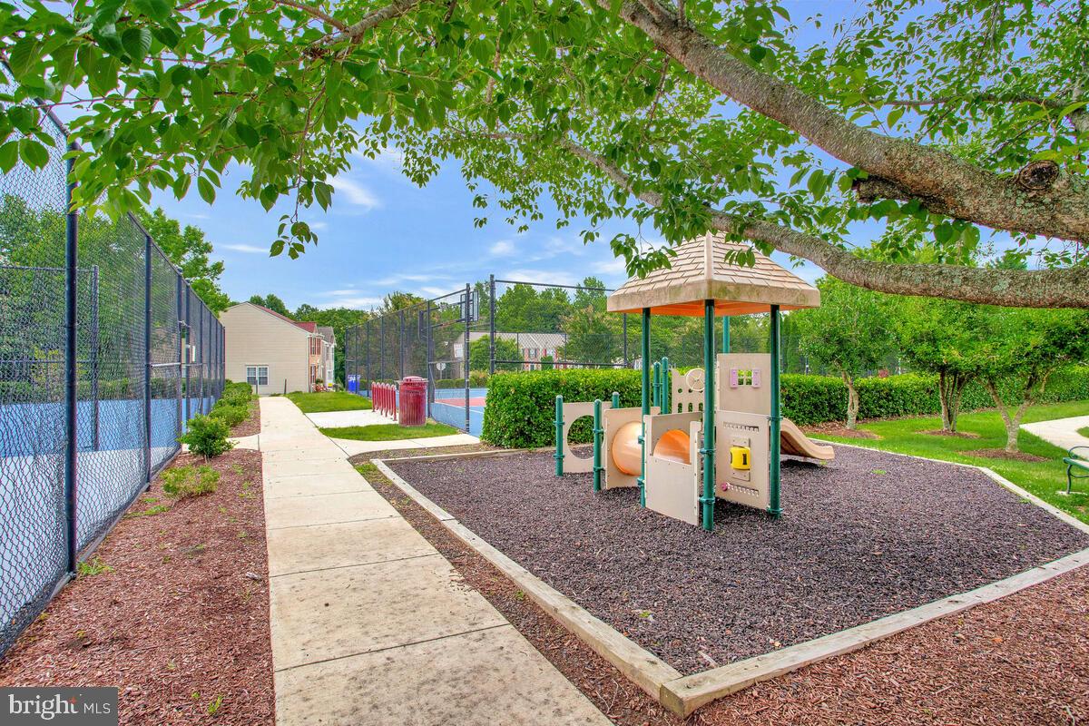 RICHFIELD STATION VILLAGE - Residential