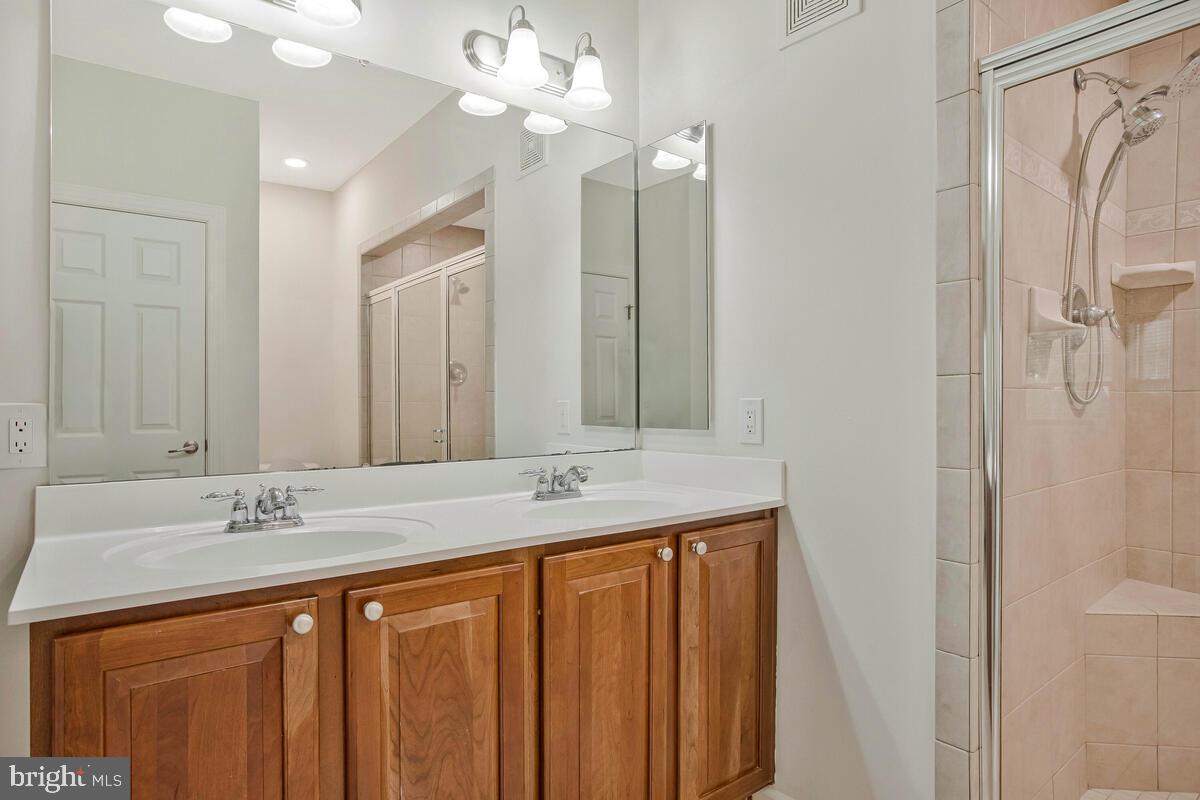 RICHFIELD STATION VILLAGE - Residential