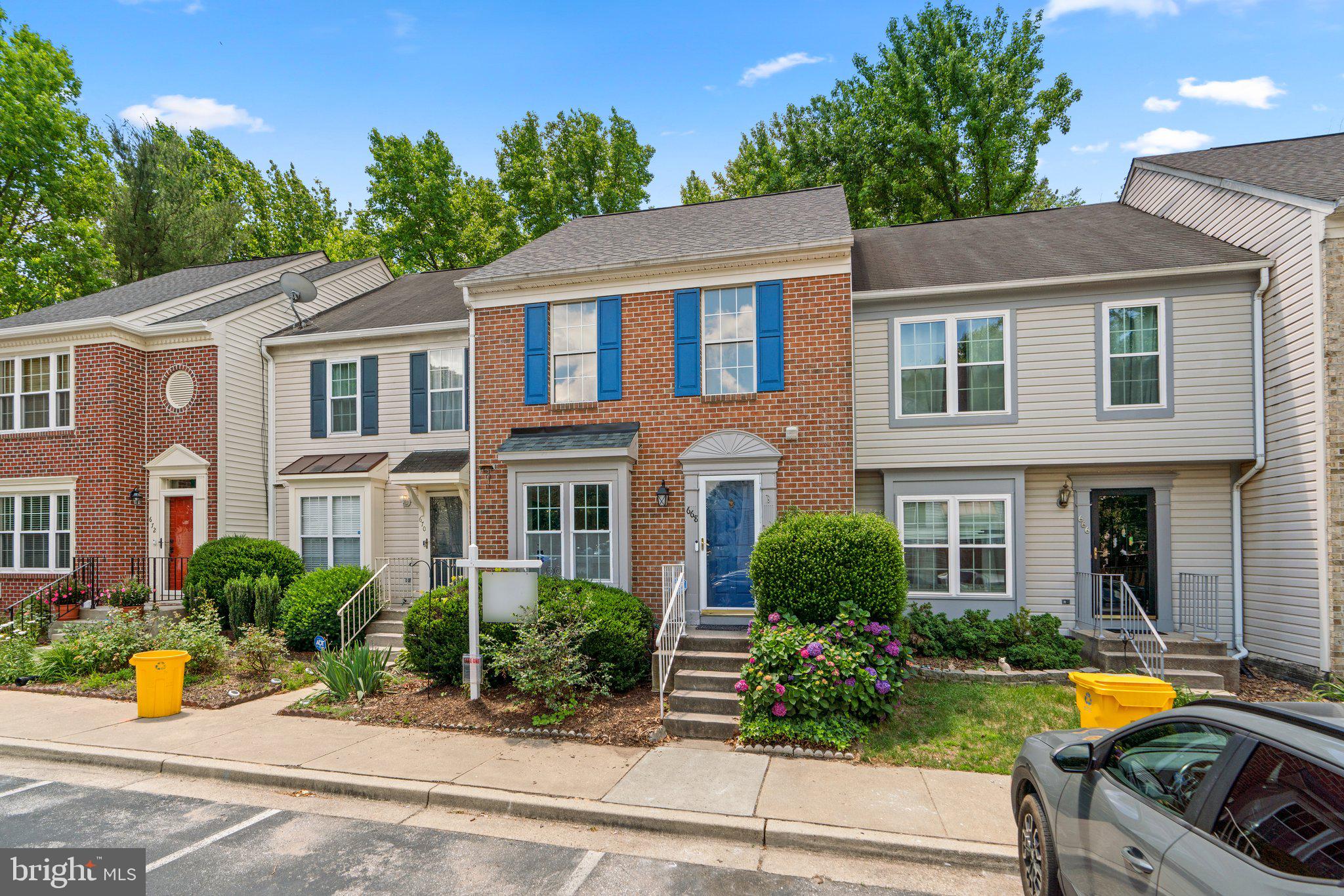 LIONS GATE - Residential