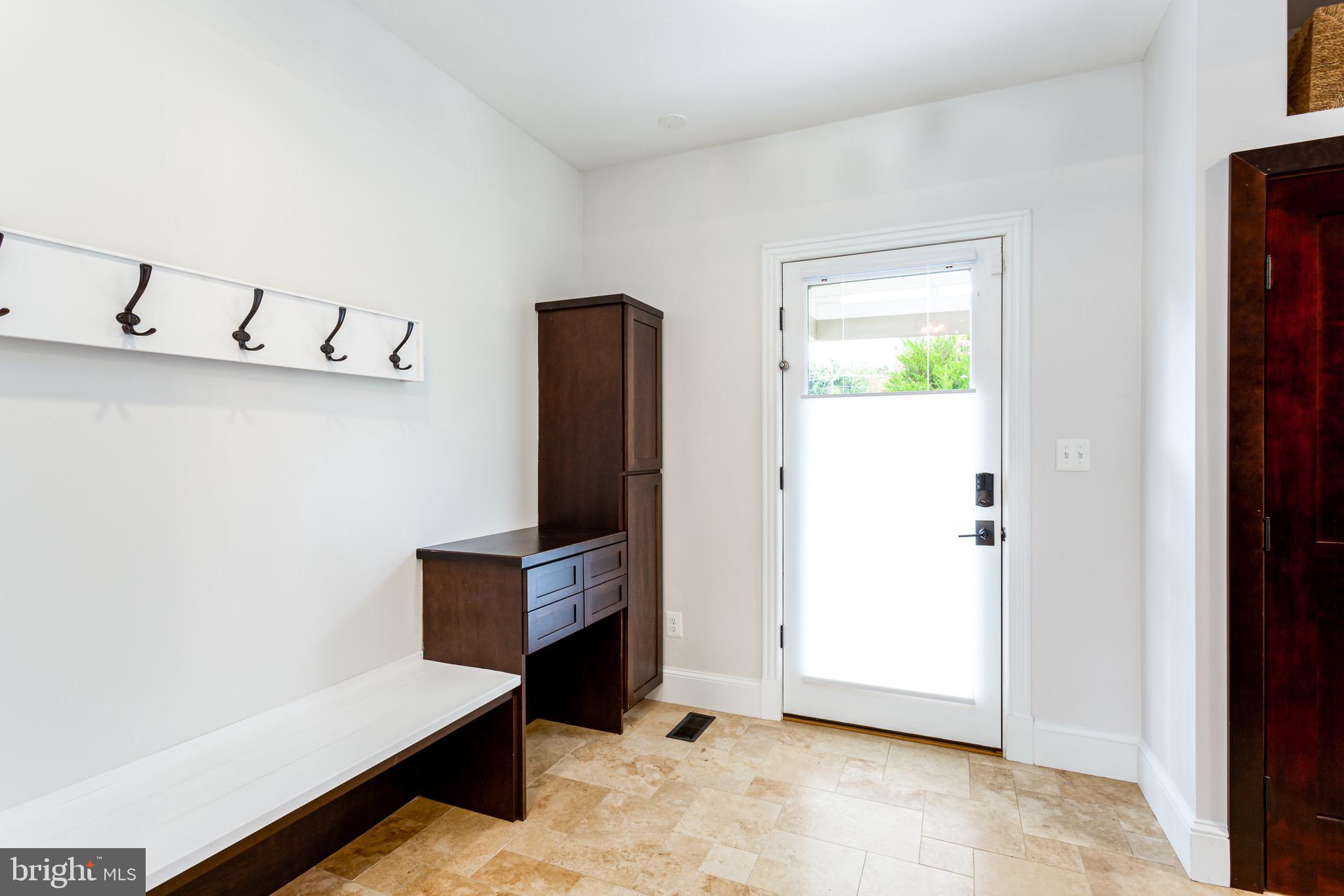 MEGILLS CROSSING - Residential