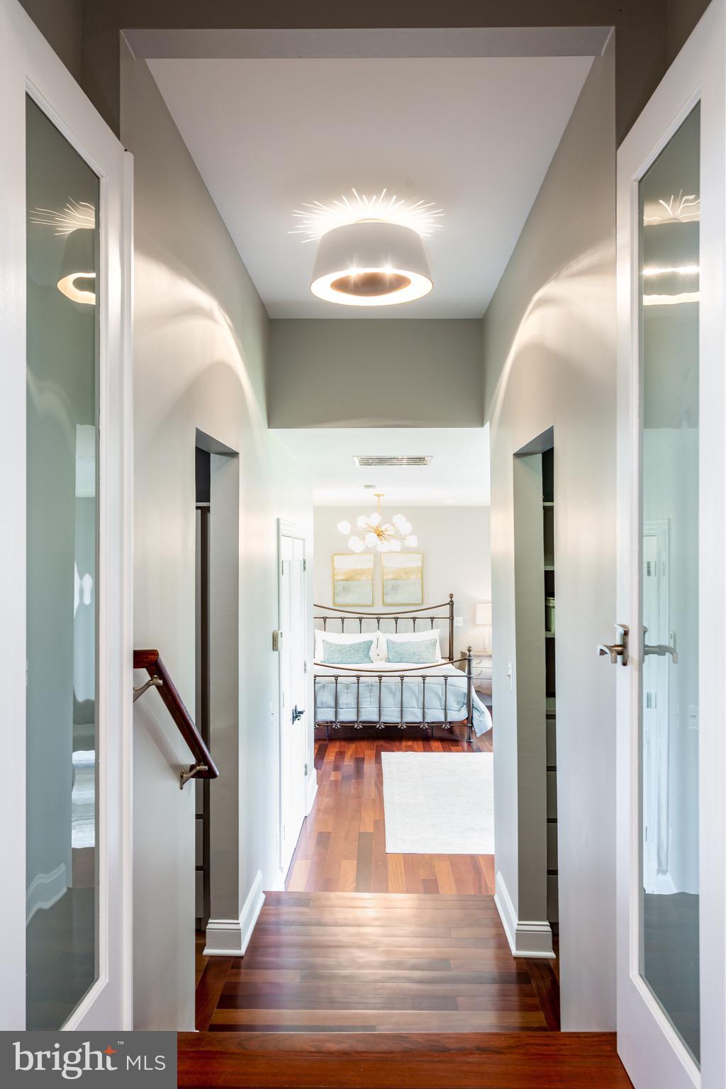 MEGILLS CROSSING - Residential