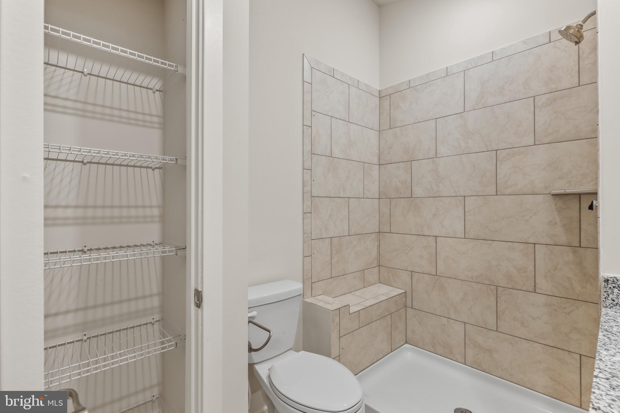 WINDSOR  MILL - Residential Lease