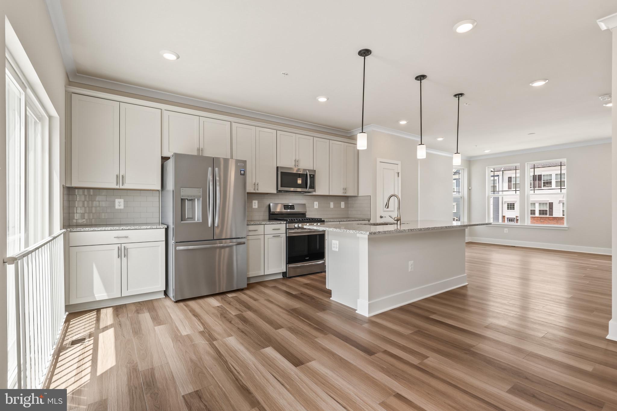 WINDSOR  MILL - Residential Lease