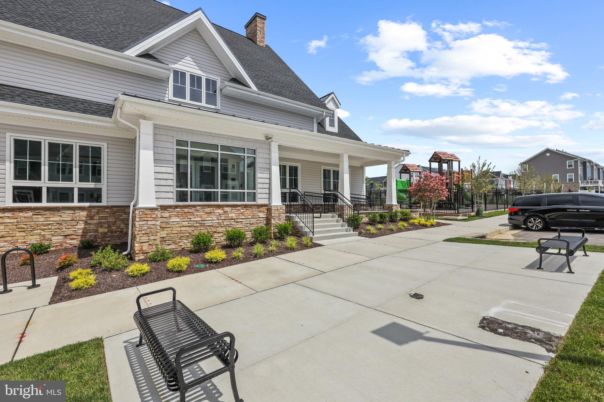 WINDSOR  MILL - Residential Lease