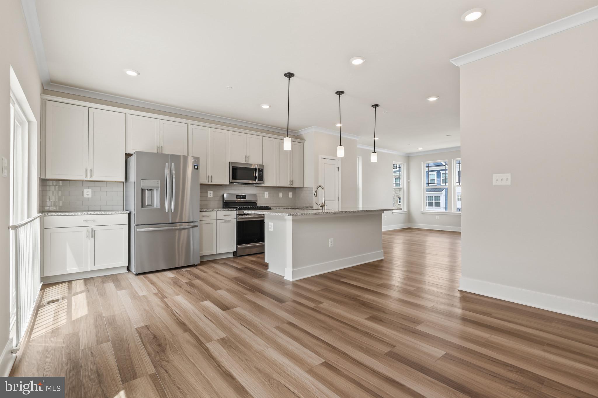 WINDSOR  MILL - Residential Lease