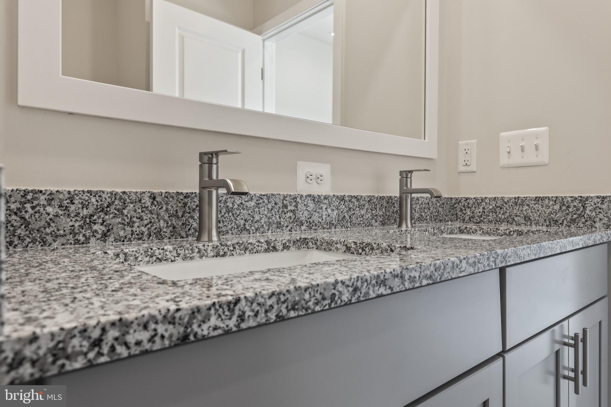 WINDSOR  MILL - Residential Lease