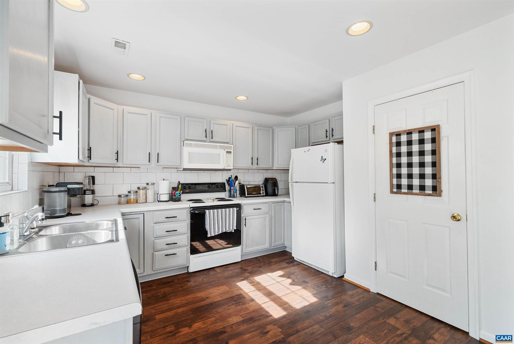 RIDGECREST - Residential