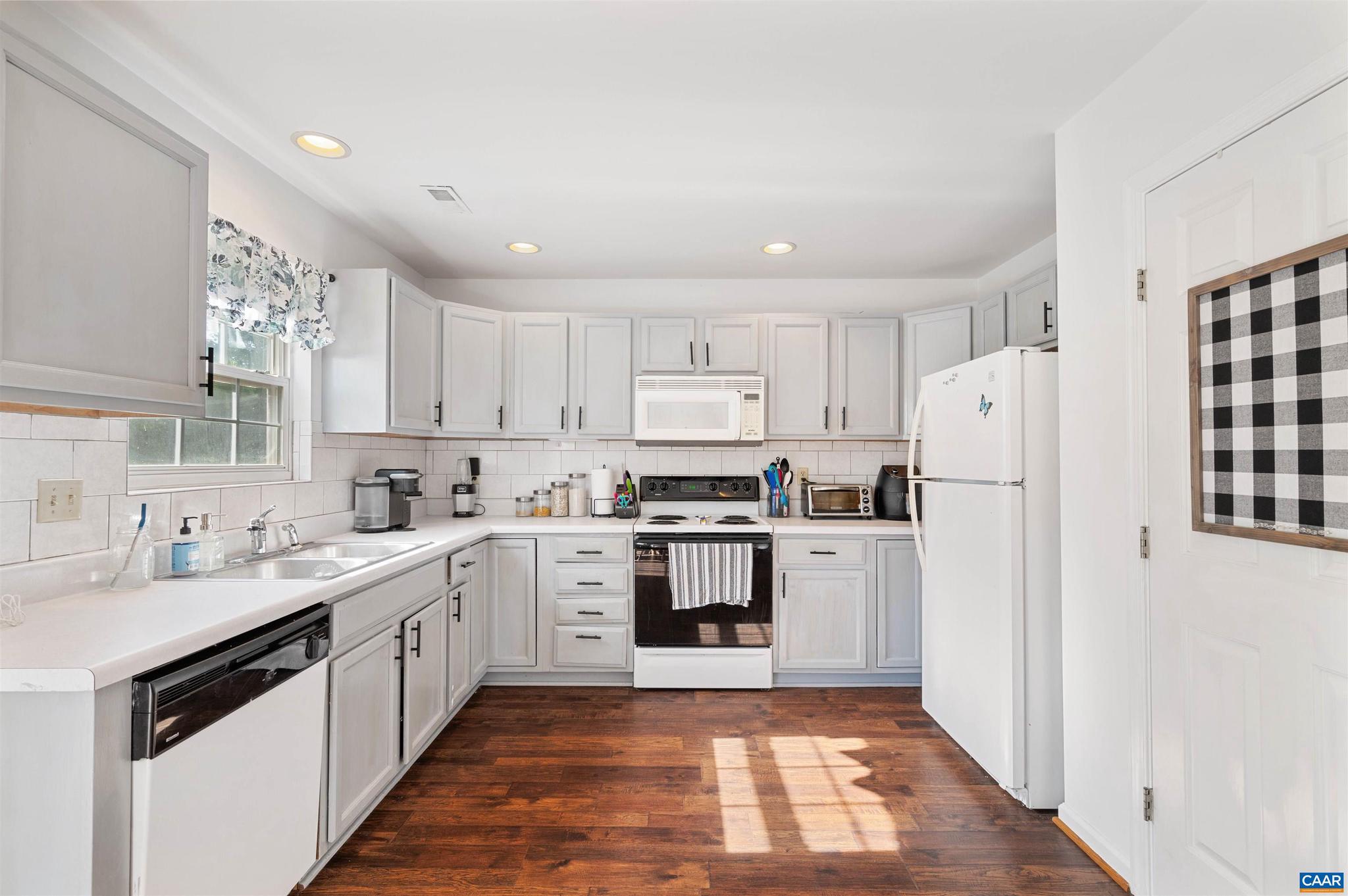 RIDGECREST - Residential