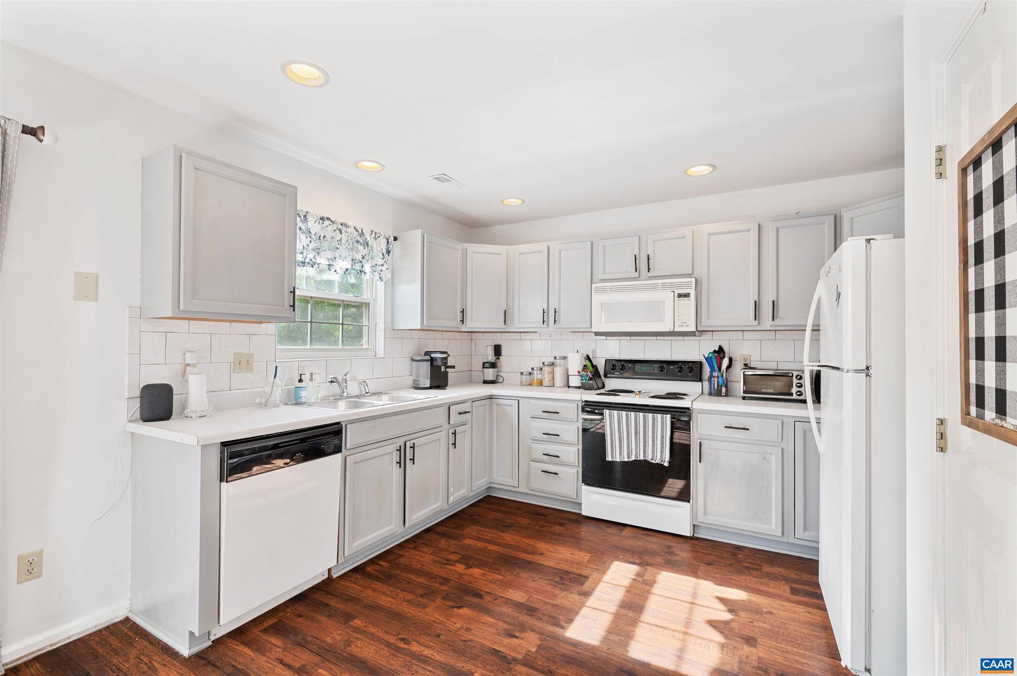 RIDGECREST - Residential