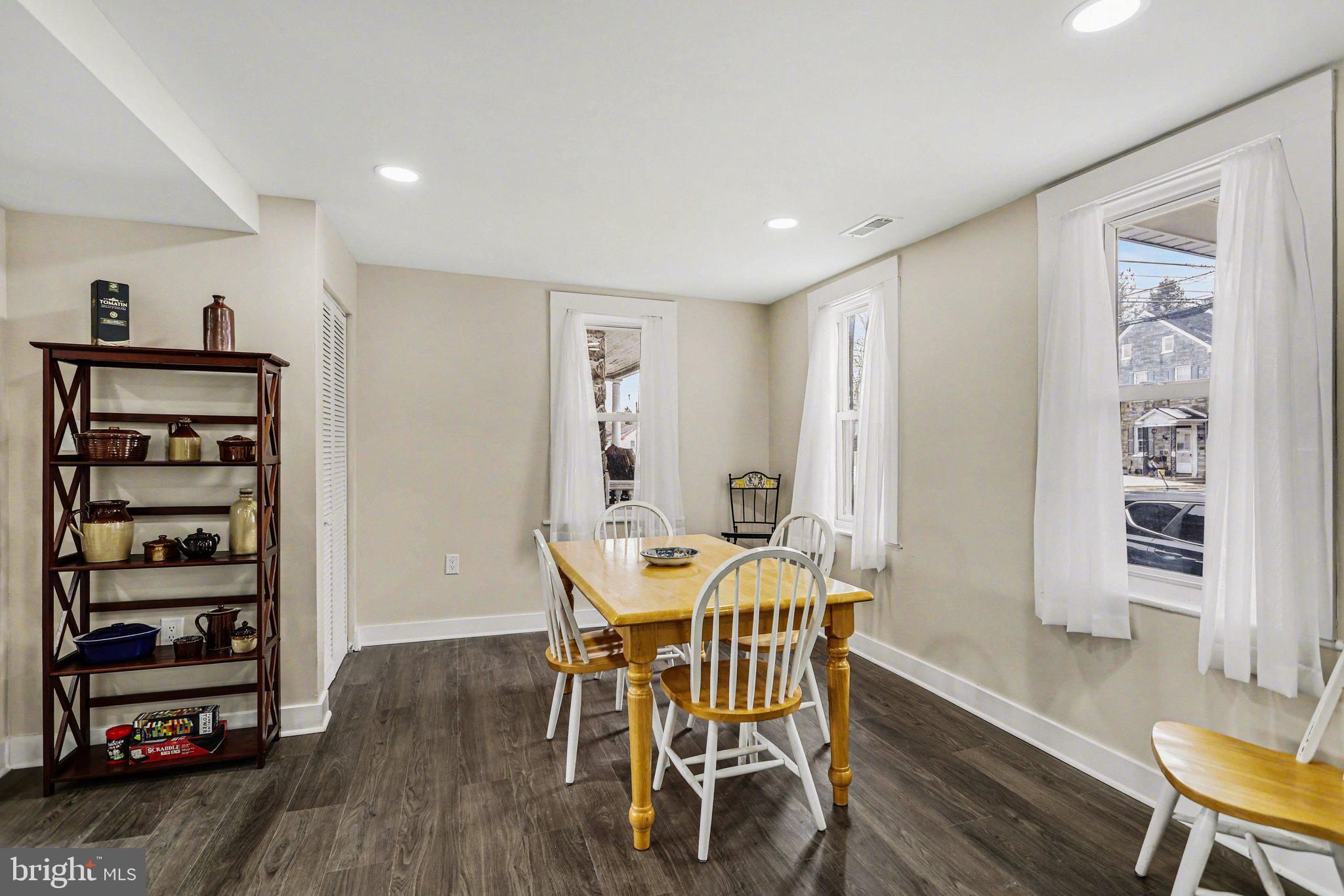 NEW OXFORD AREA - Residential