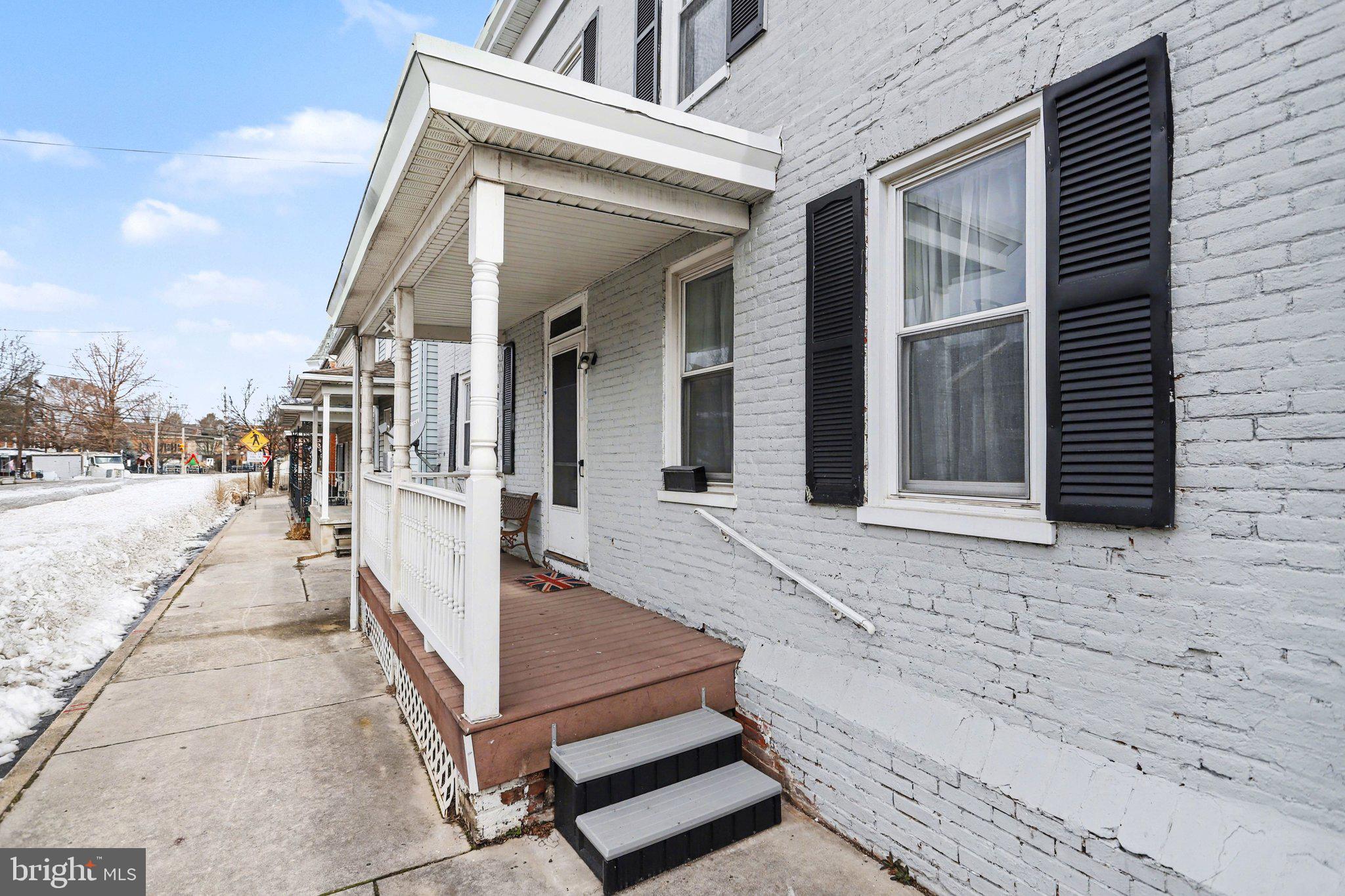 NEW OXFORD AREA - Residential