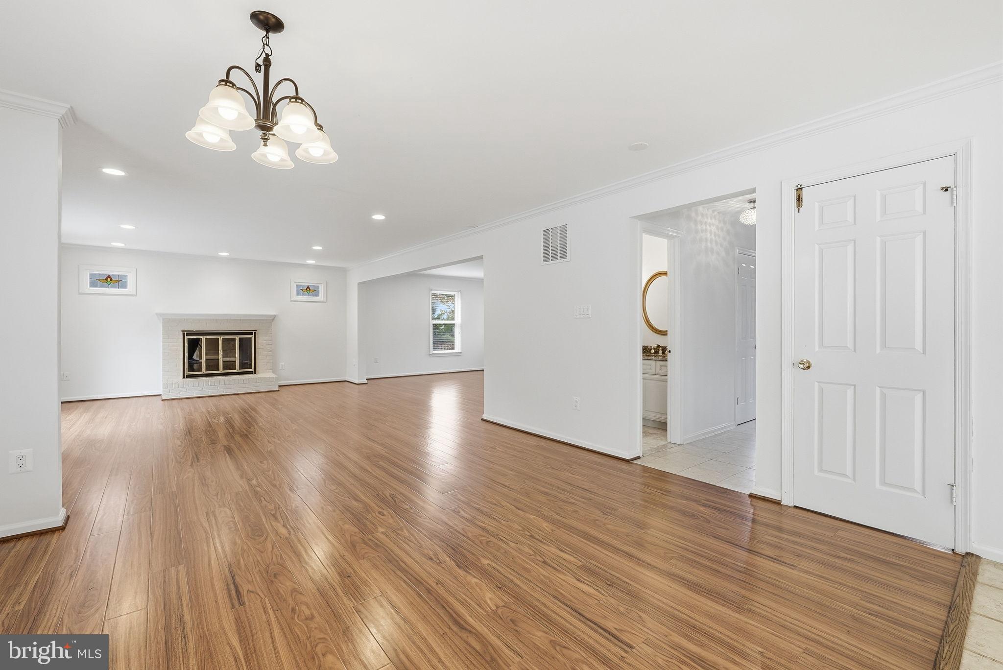 WALTER HEIGHTS - Residential Lease