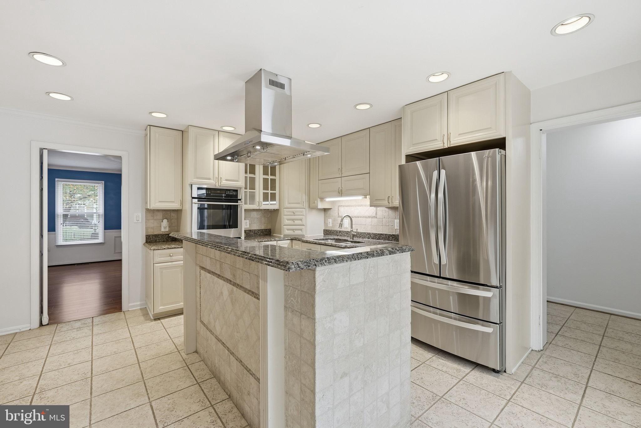 WALTER HEIGHTS - Residential Lease