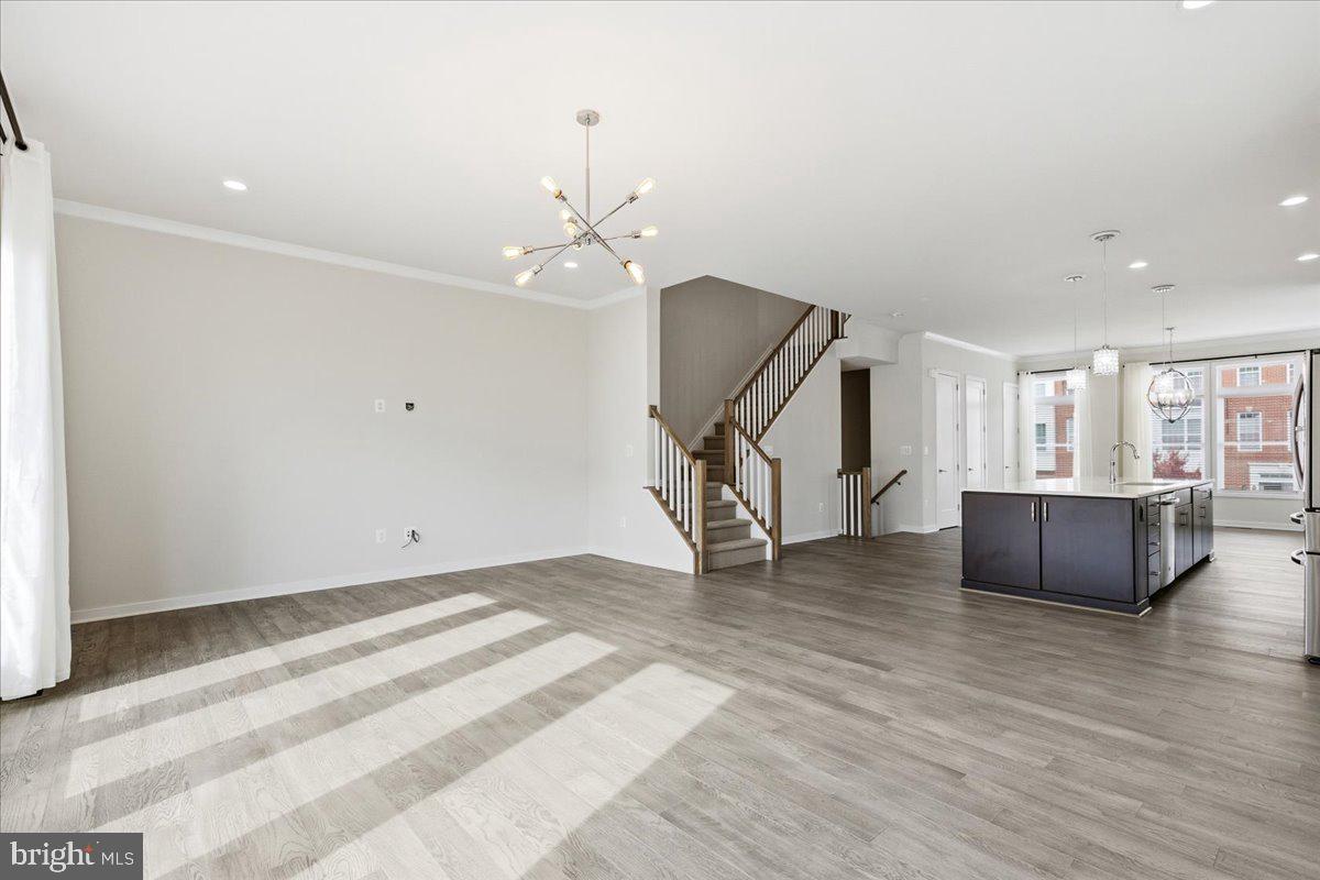 LOUDOUN VALLEY ESTATES 2 - Residential Lease