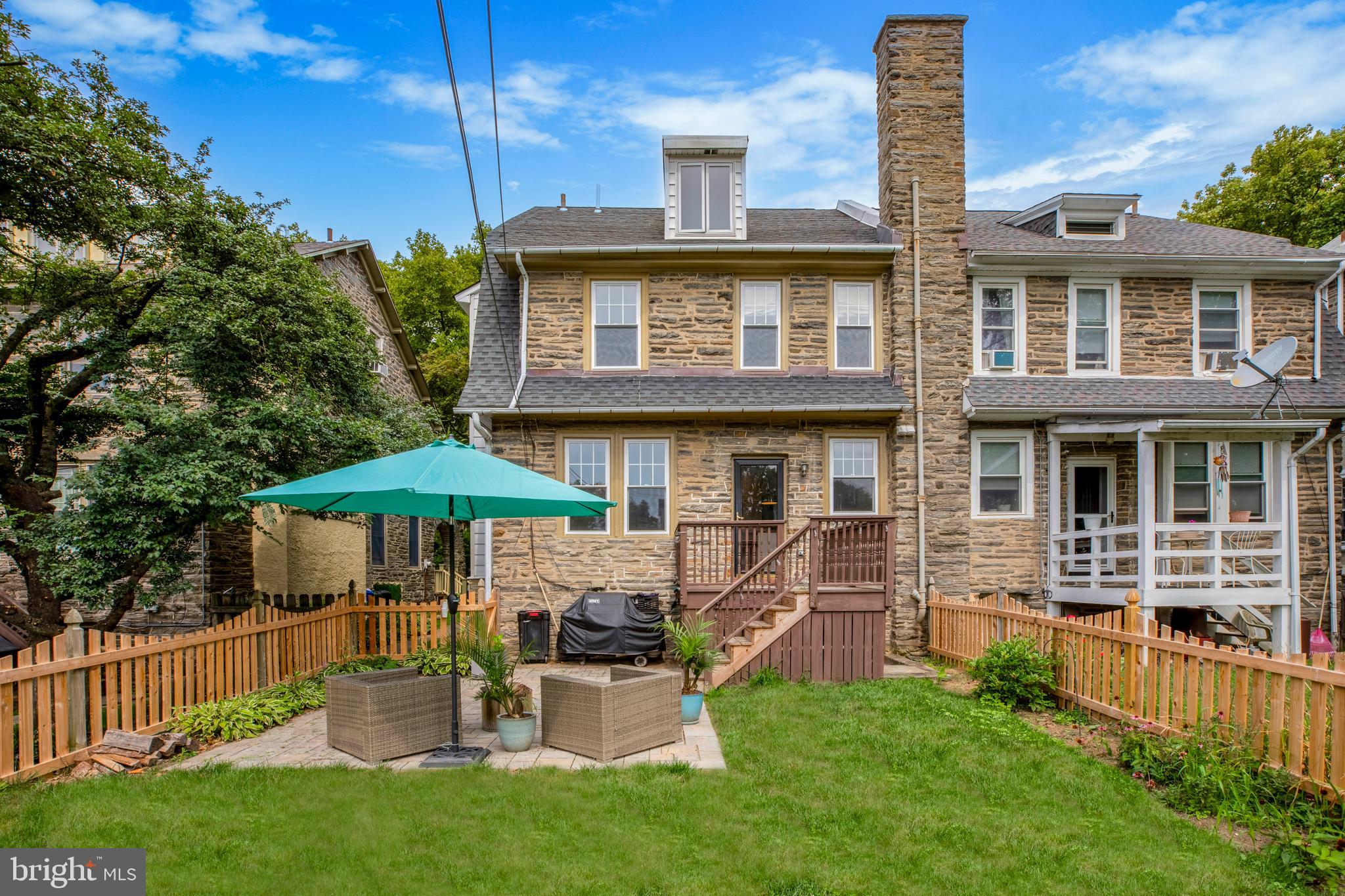 CHESTNUT HILL - Residential