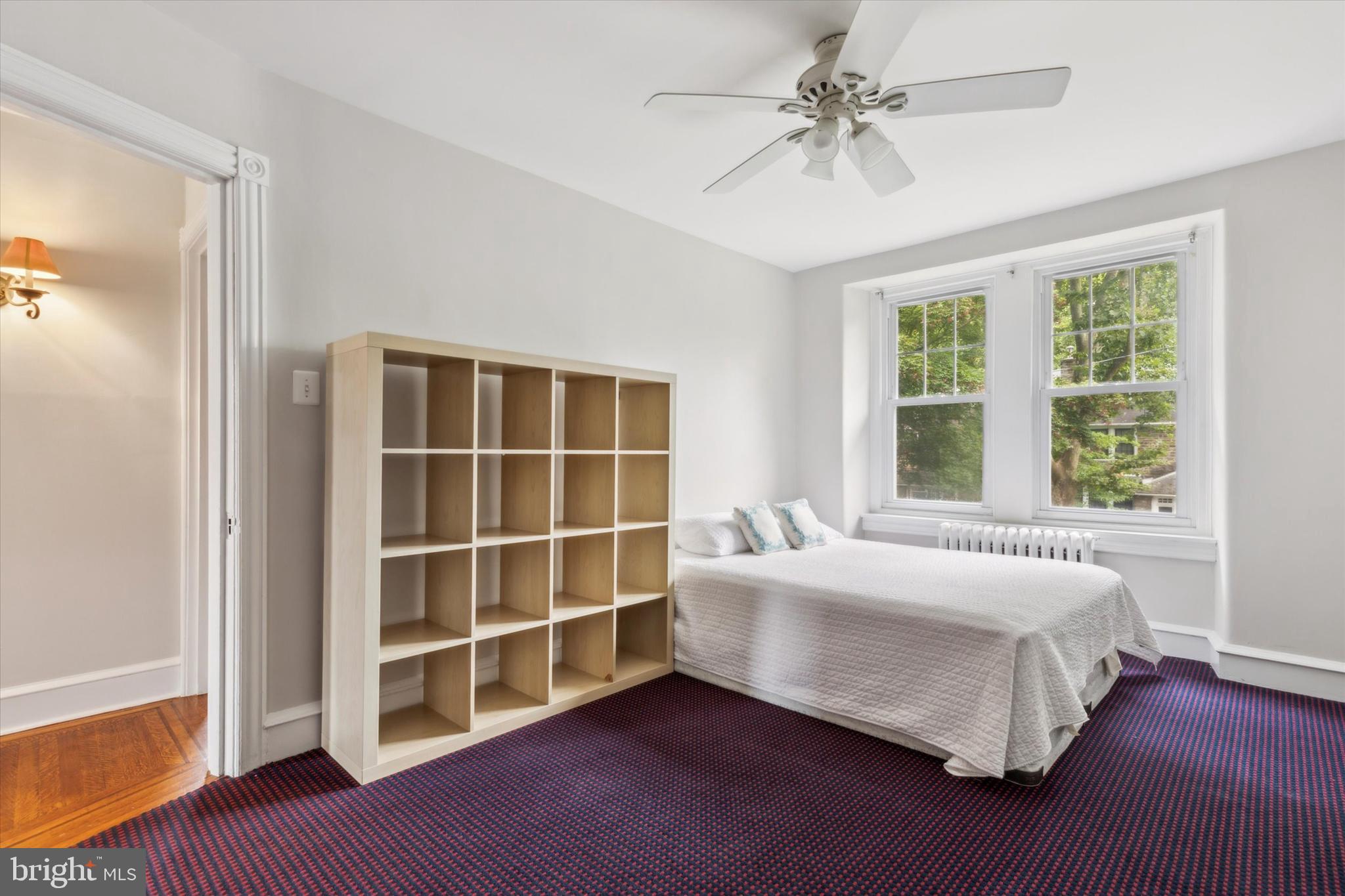 CHESTNUT HILL - Residential