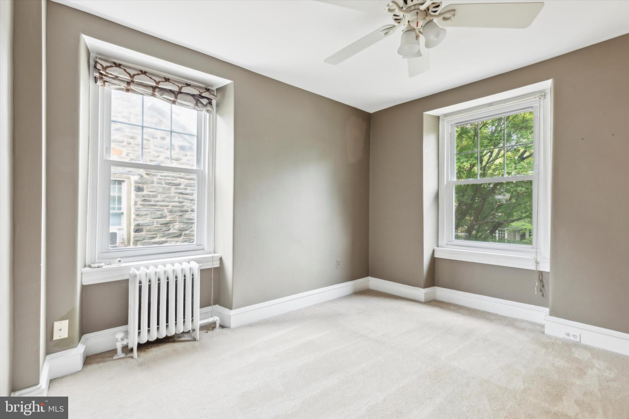 CHESTNUT HILL - Residential