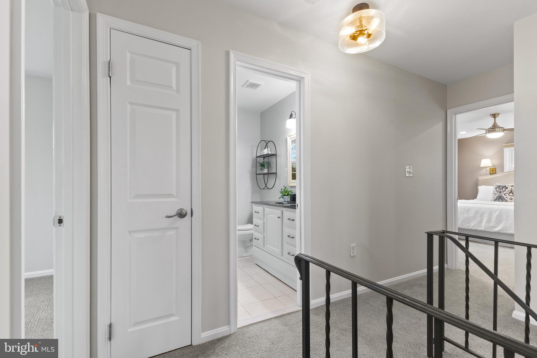 WILLIAMSBURG MANOR NORTH - Residential