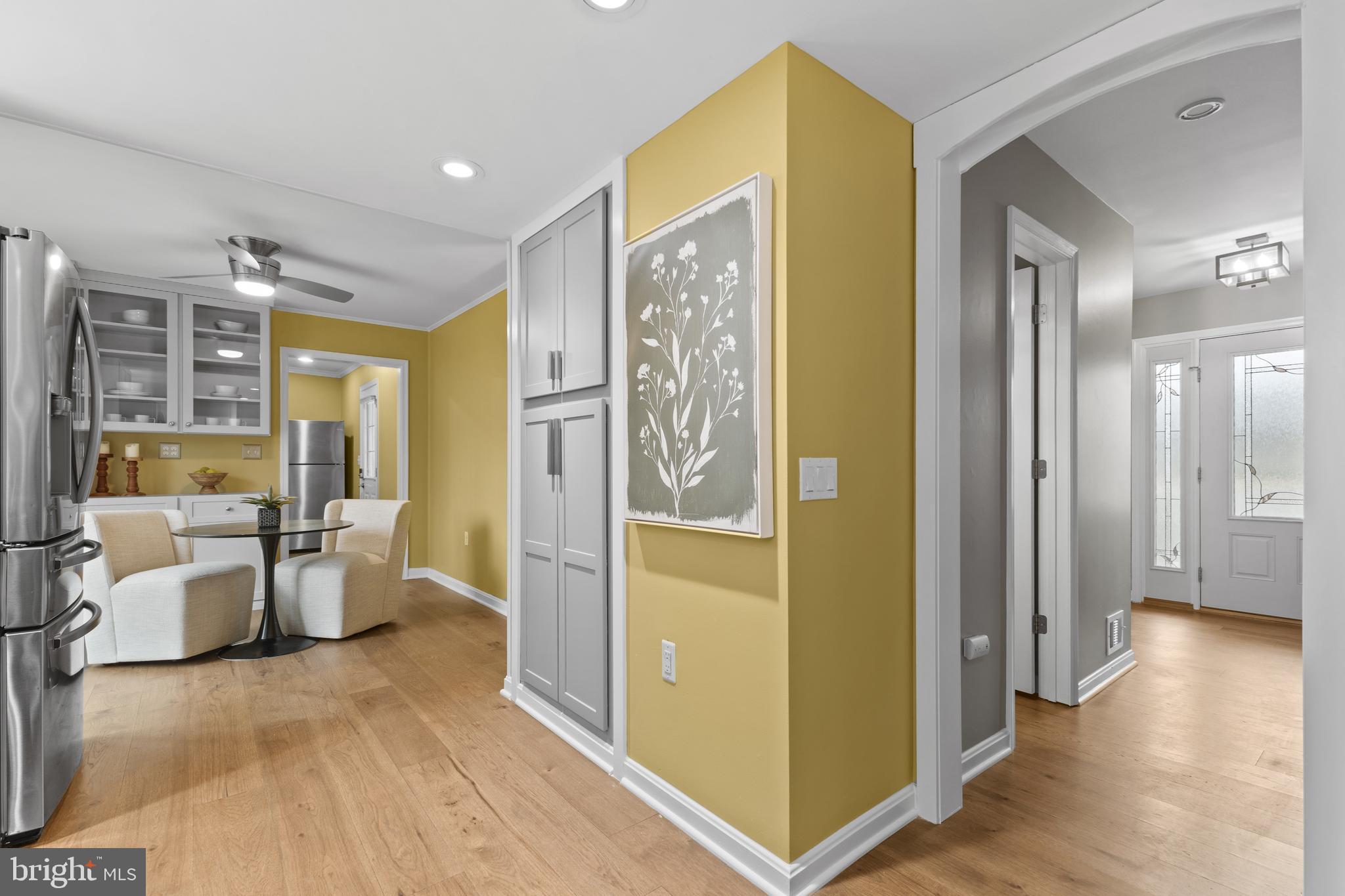 WILLIAMSBURG MANOR NORTH - Residential