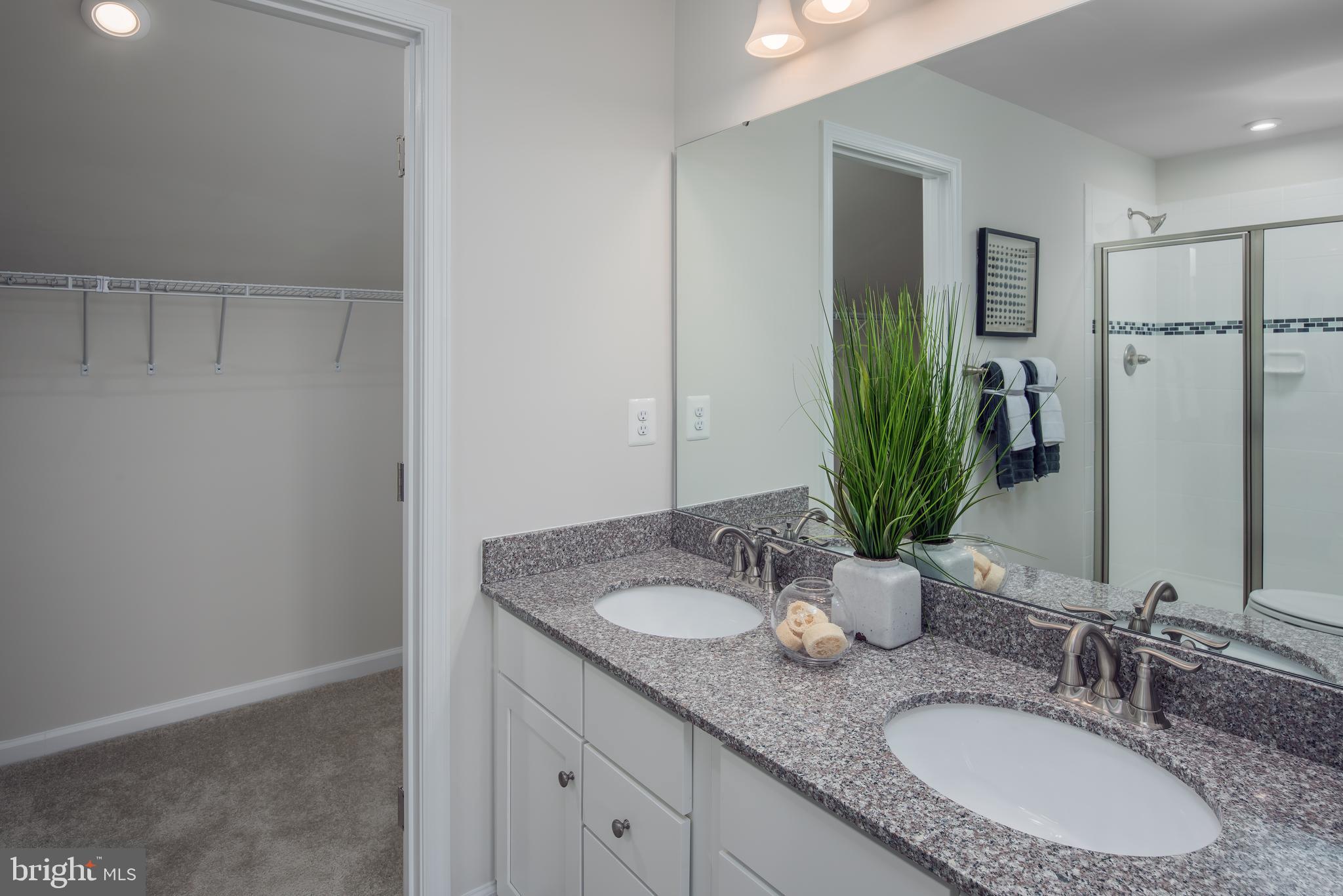 ELKRIDGE CROSSING - Residential