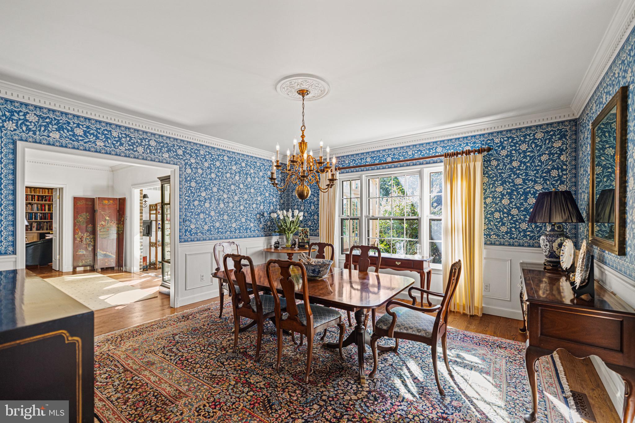 BRADLEY HILLS GROVE - Residential