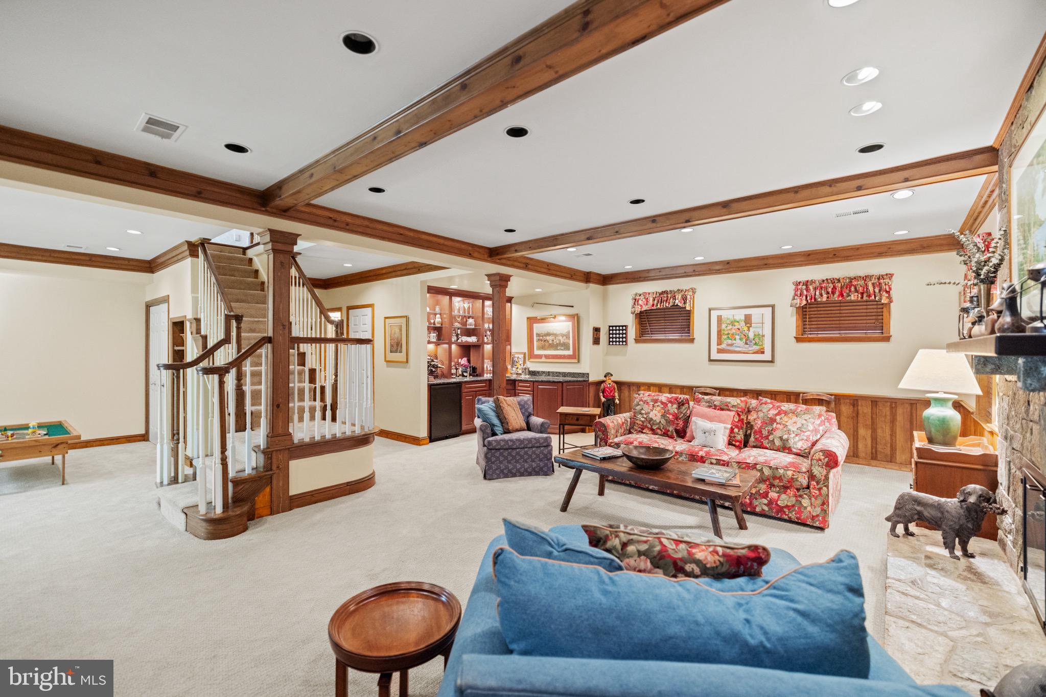 BRADLEY HILLS GROVE - Residential