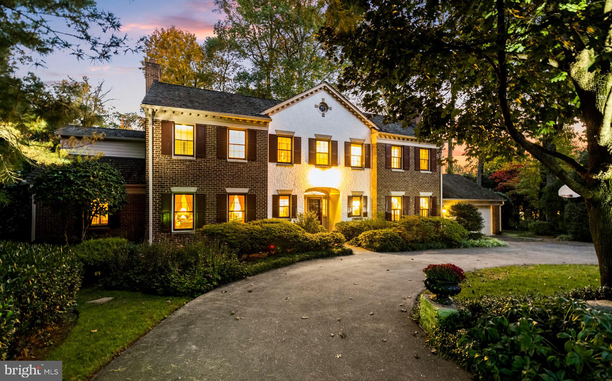 BRADLEY HILLS GROVE - Residential