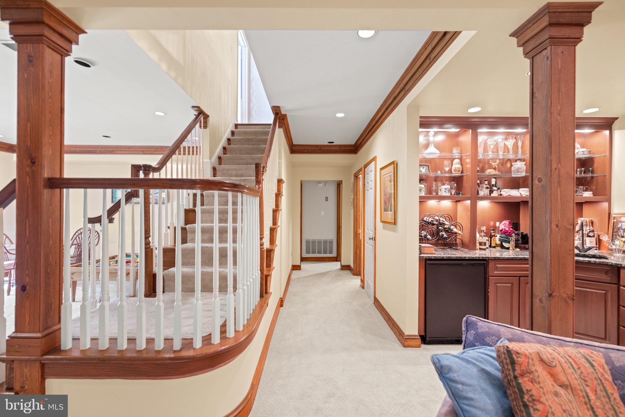 BRADLEY HILLS GROVE - Residential