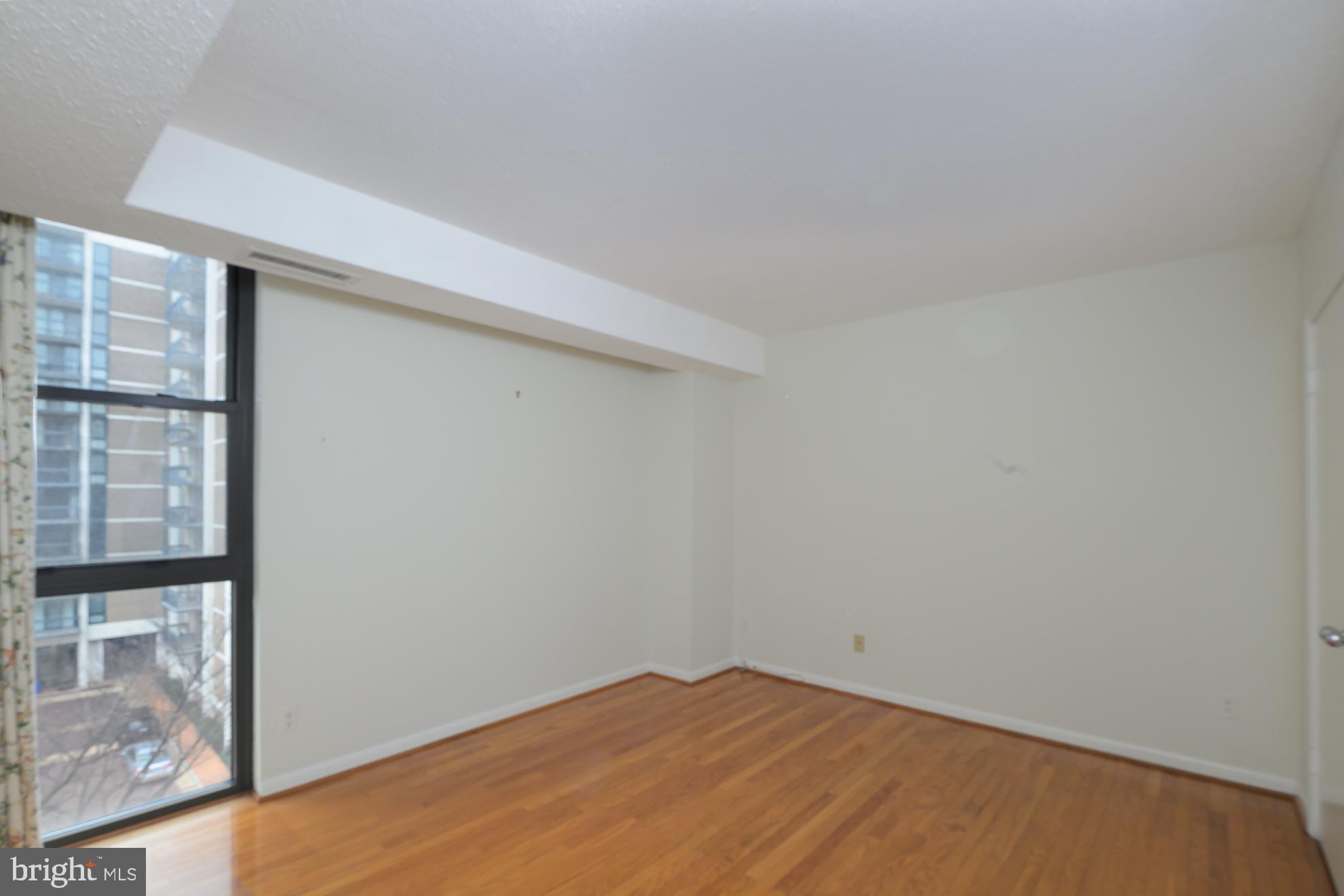 THE BARKLEY - Residential