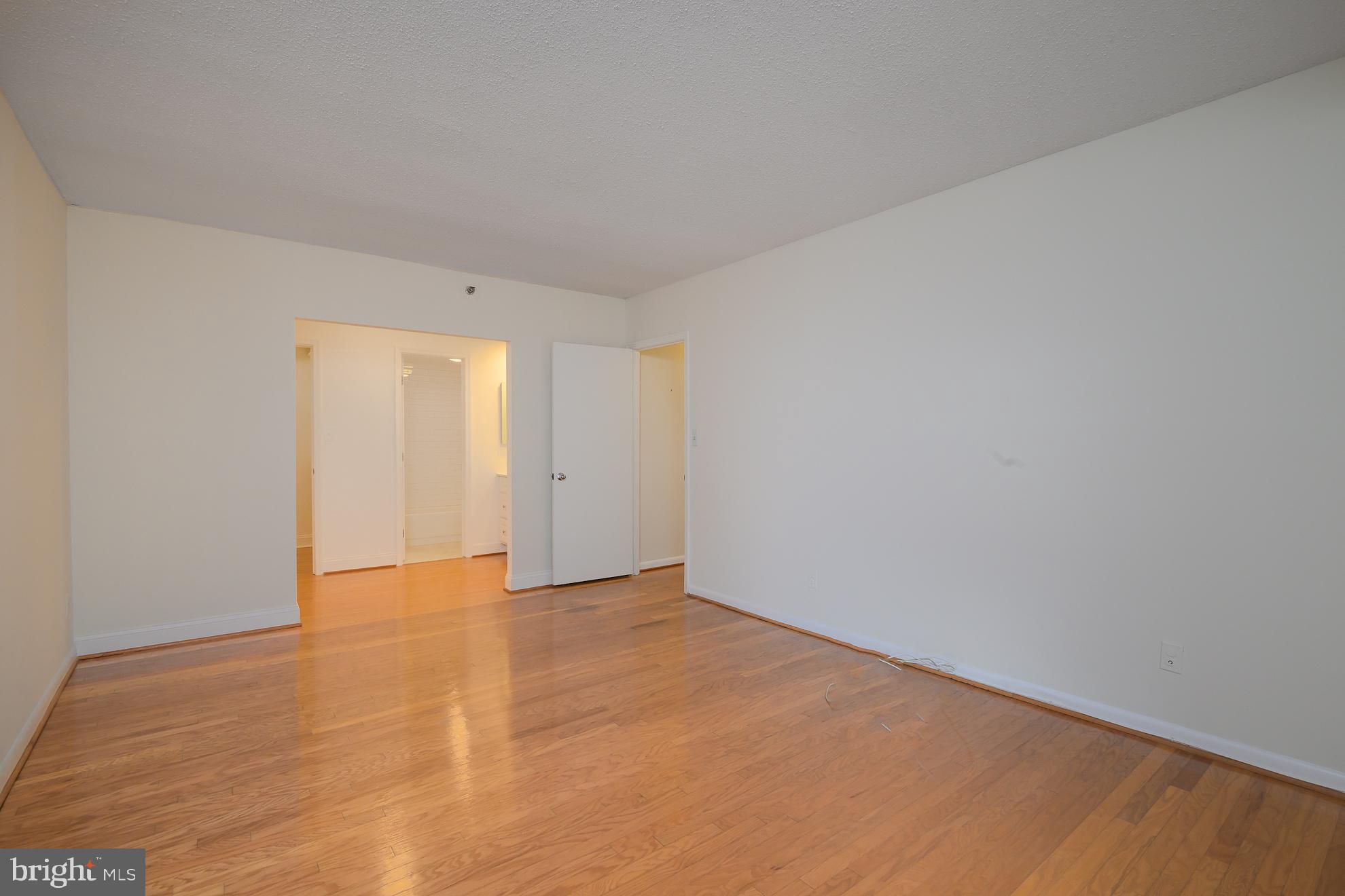 THE BARKLEY - Residential