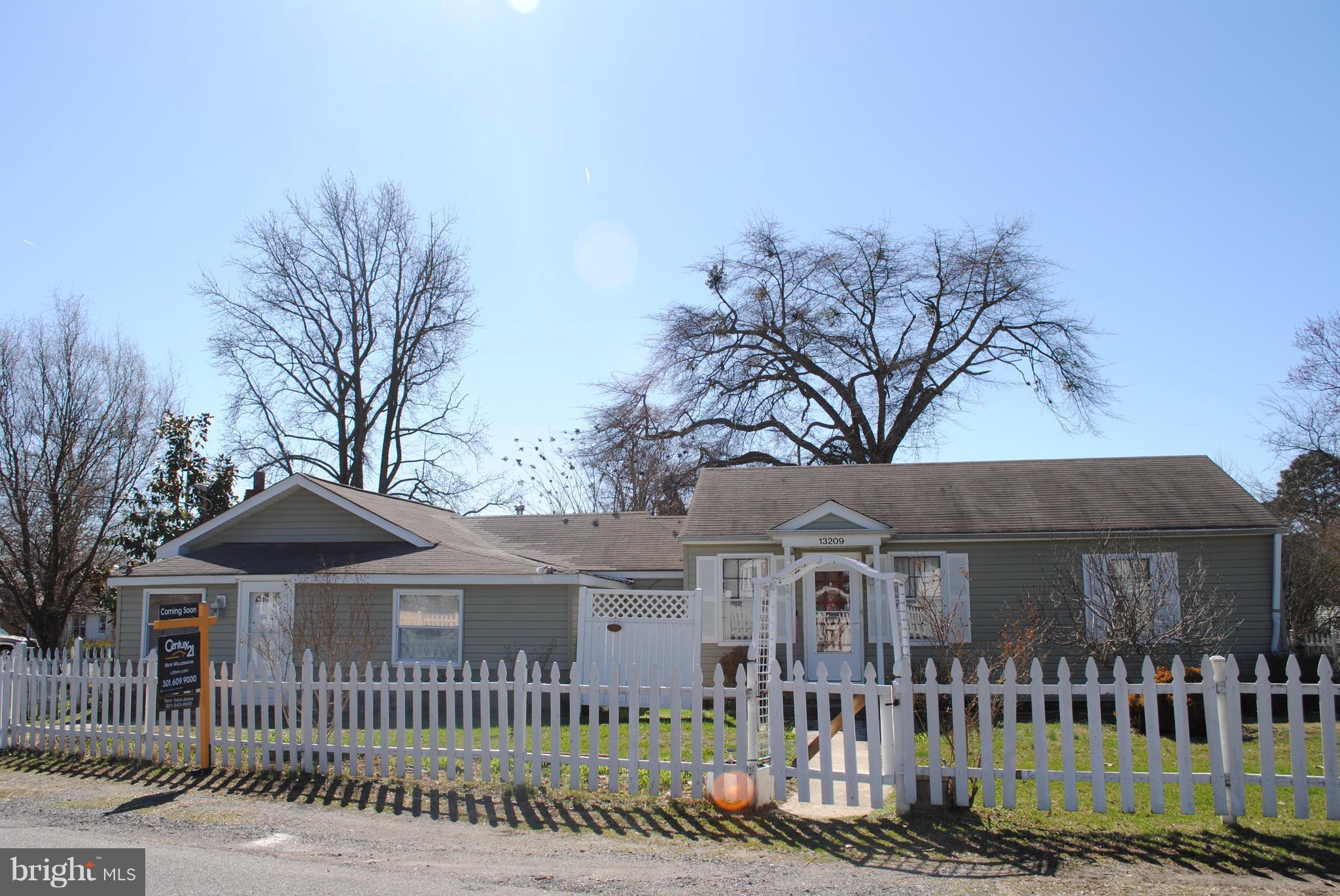 COBB ISLAND - Residential