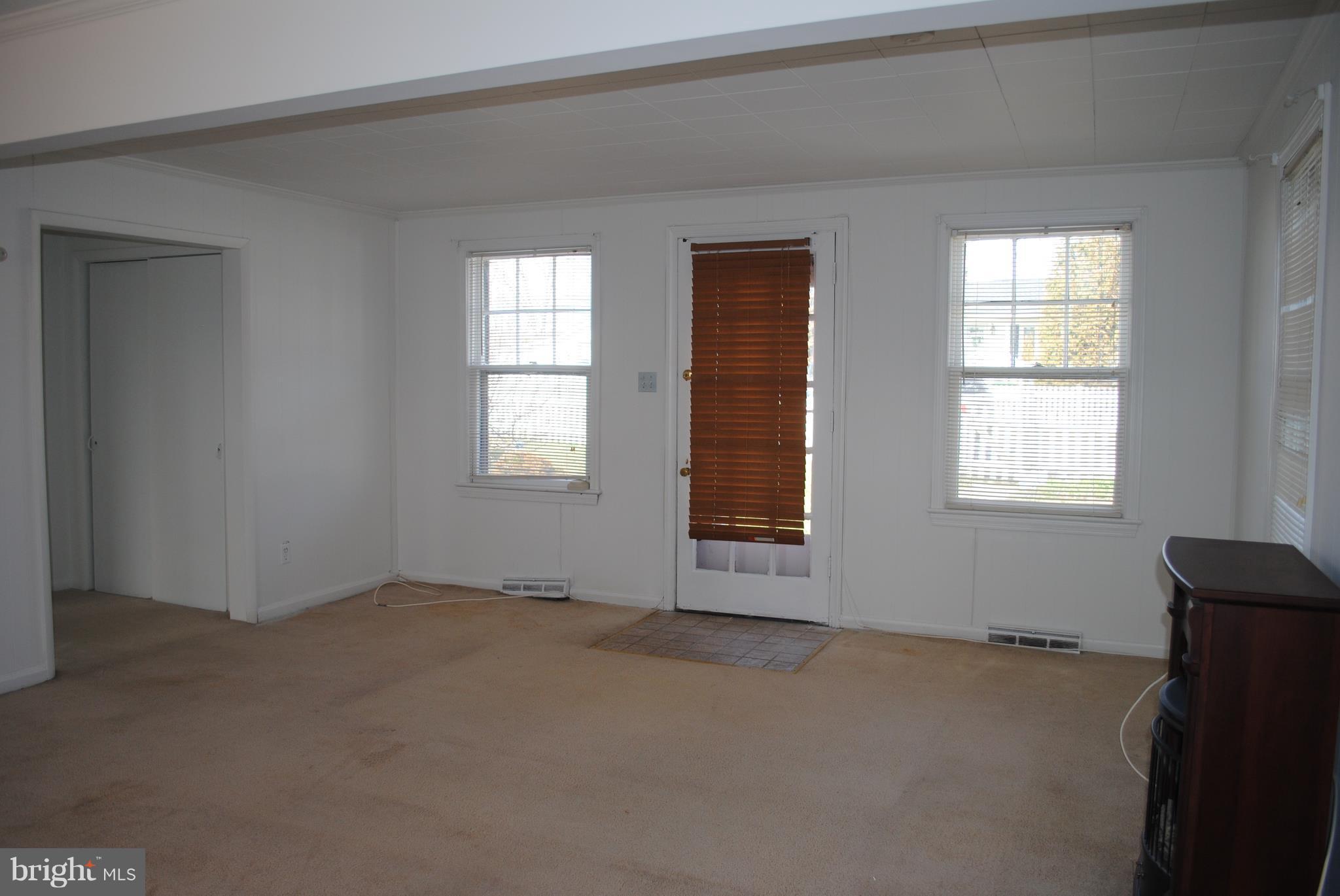 COBB ISLAND - Residential