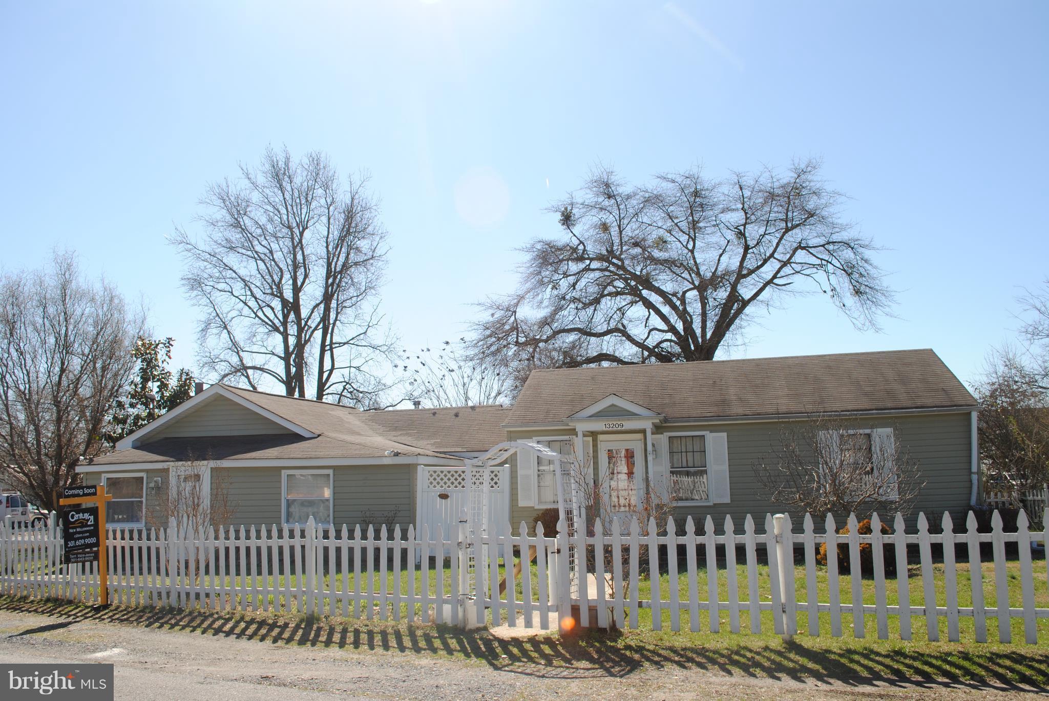 COBB ISLAND - Residential