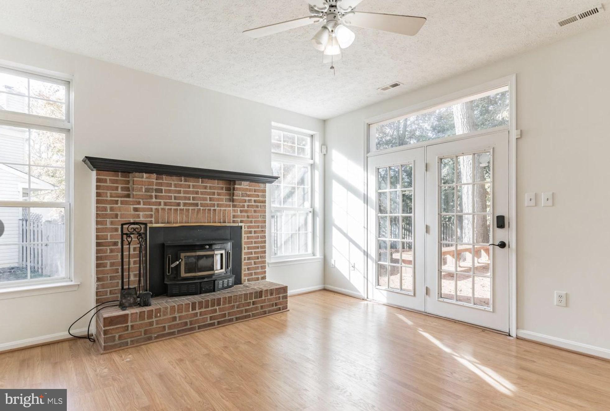 ST CHARLES SUB - HAMPSHIRE - Residential