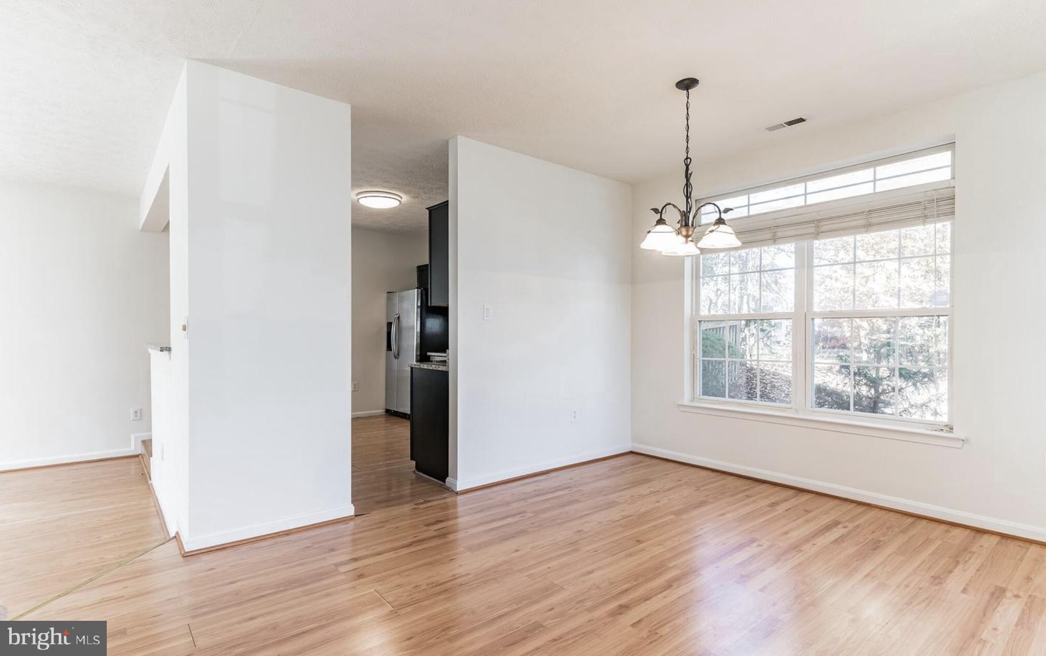 ST CHARLES SUB - HAMPSHIRE - Residential