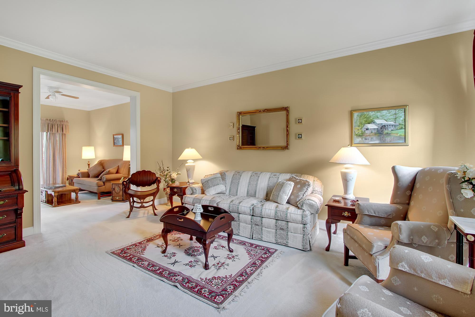 HUNTERS RUN - Residential