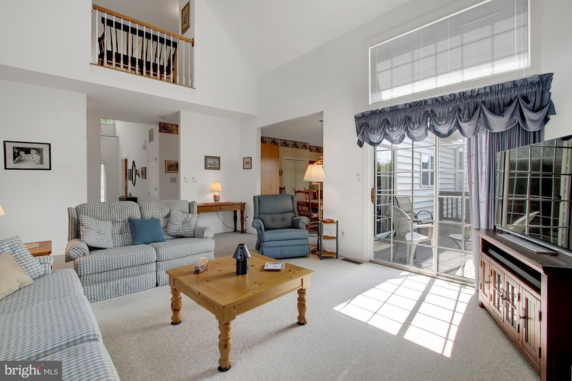 HUNTERS RUN - Residential