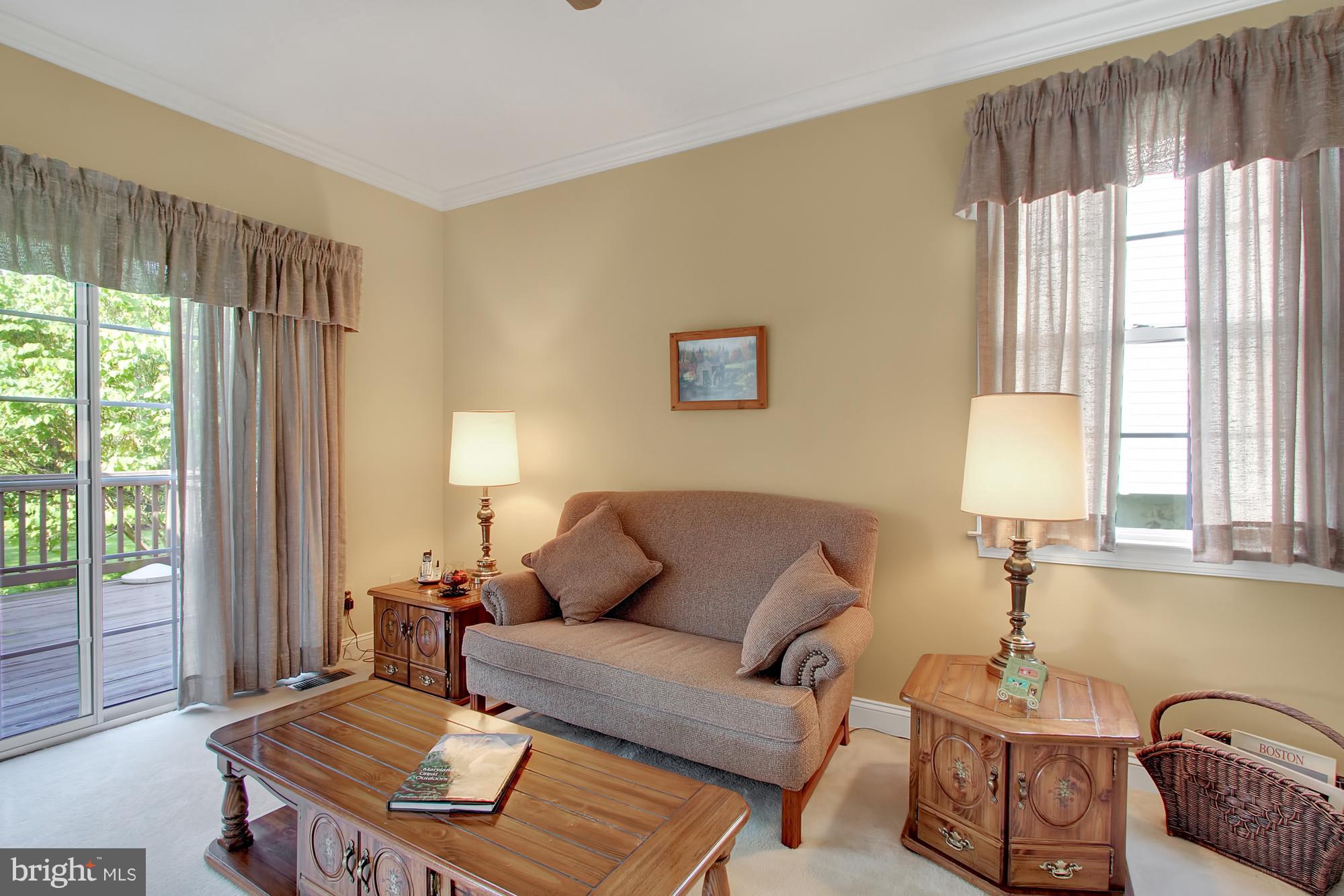 HUNTERS RUN - Residential