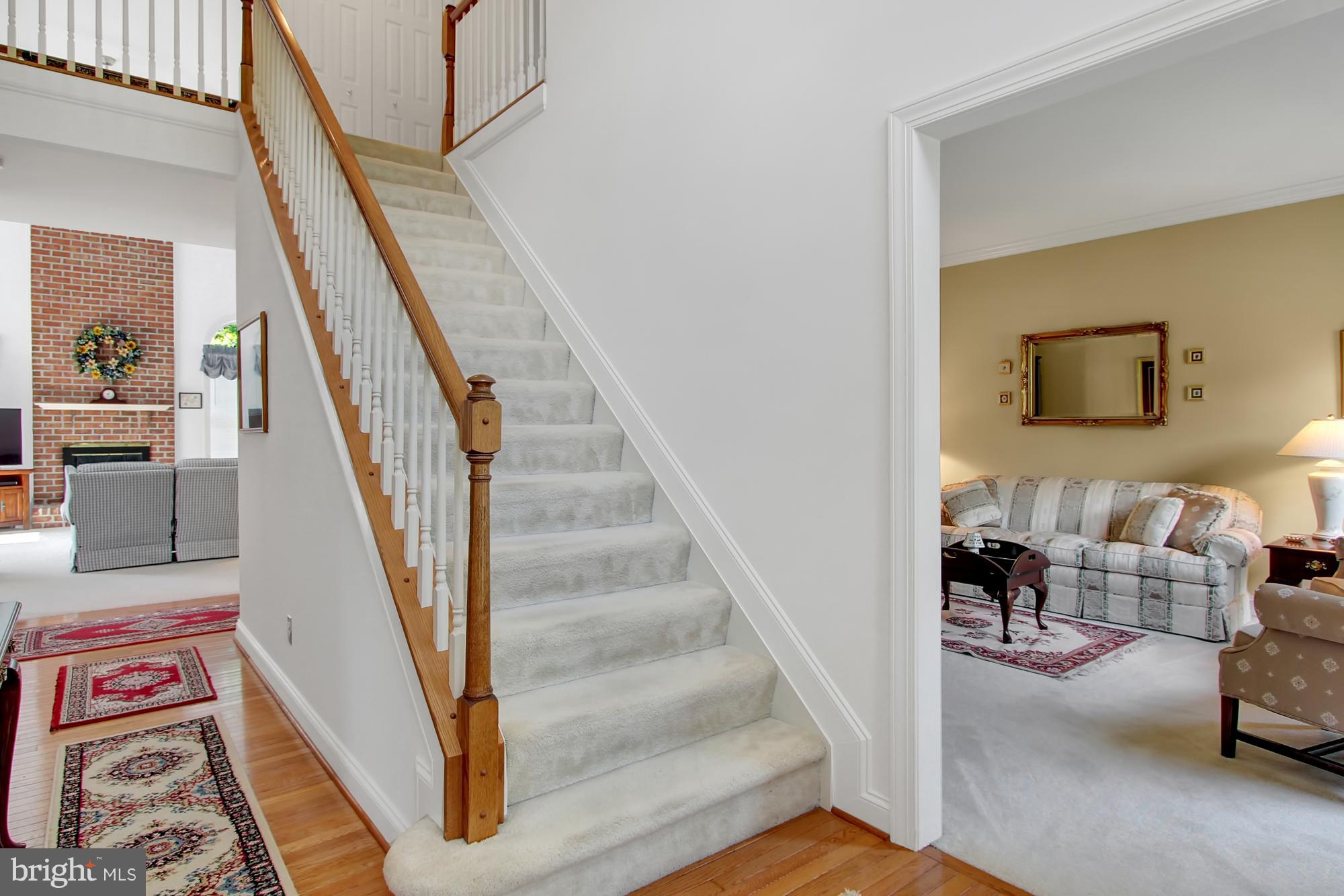 HUNTERS RUN - Residential