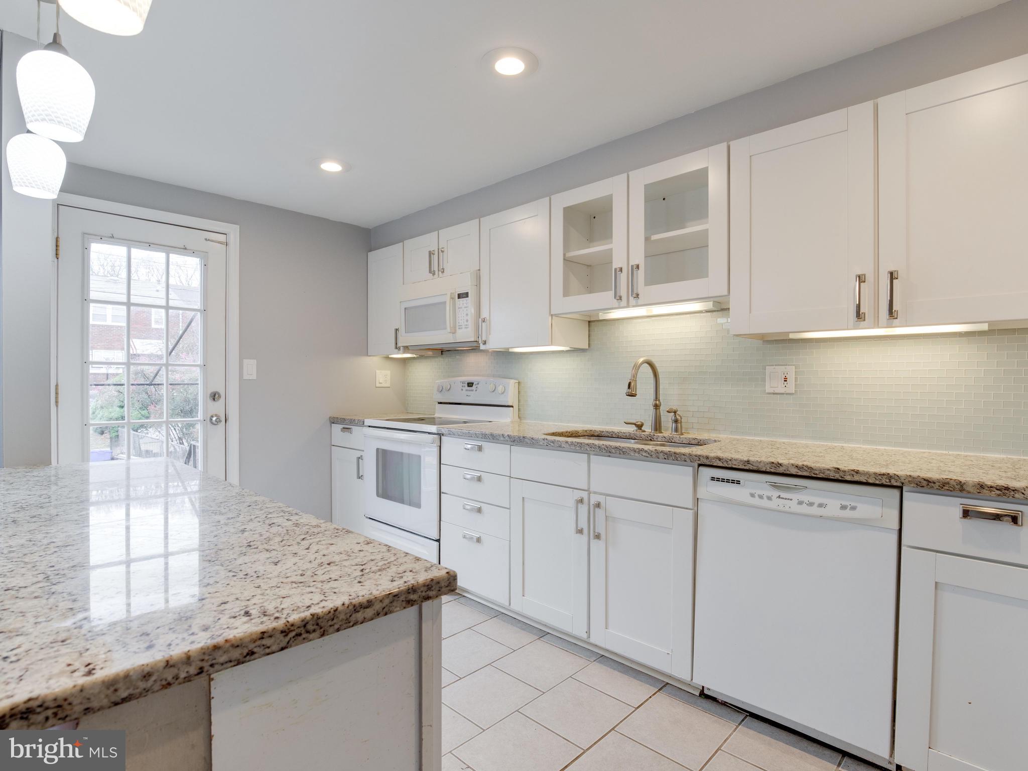 MAIDEN CHOICE VILLAGE - Residential