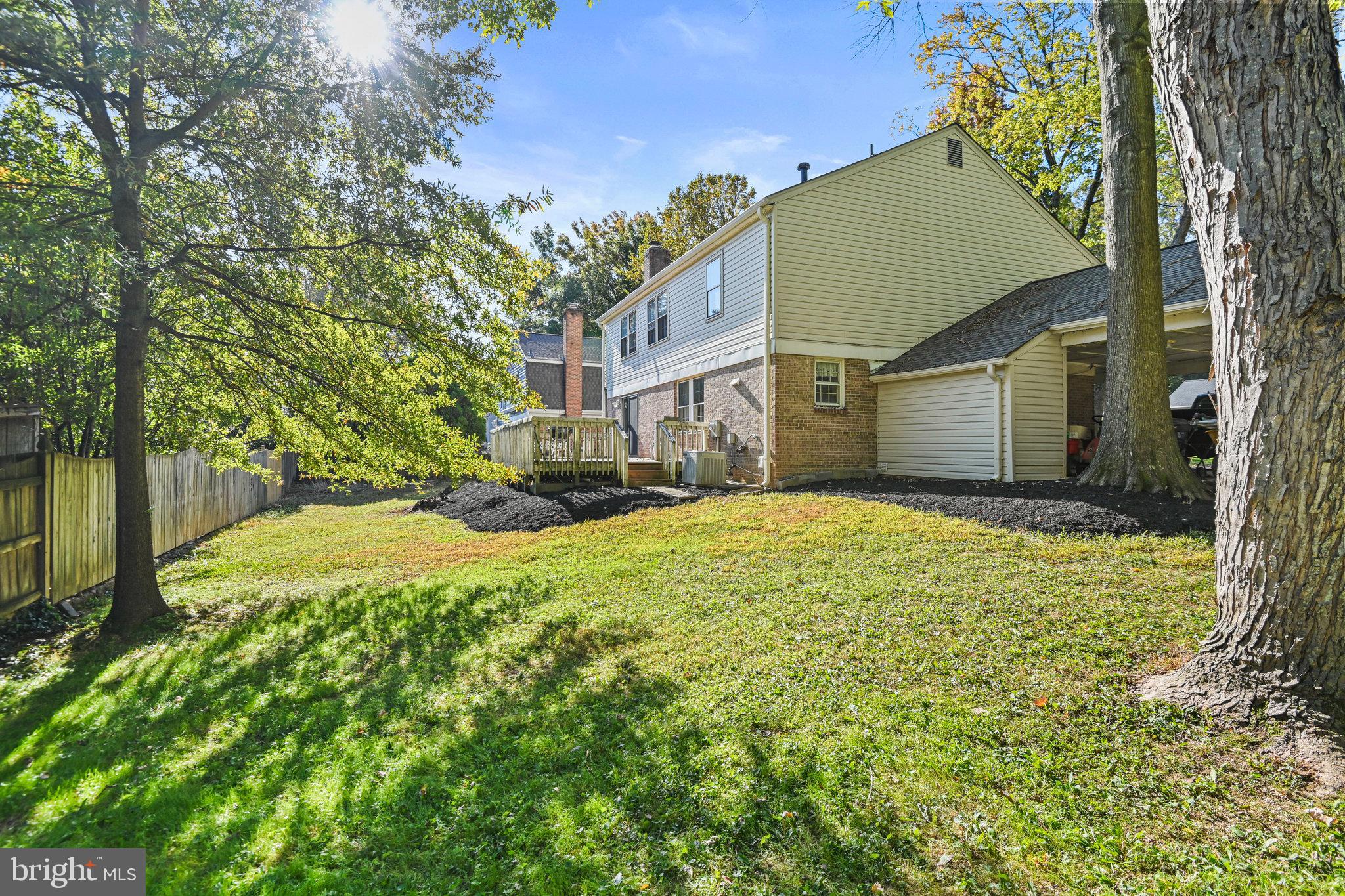 VIENNA OAKS - Residential