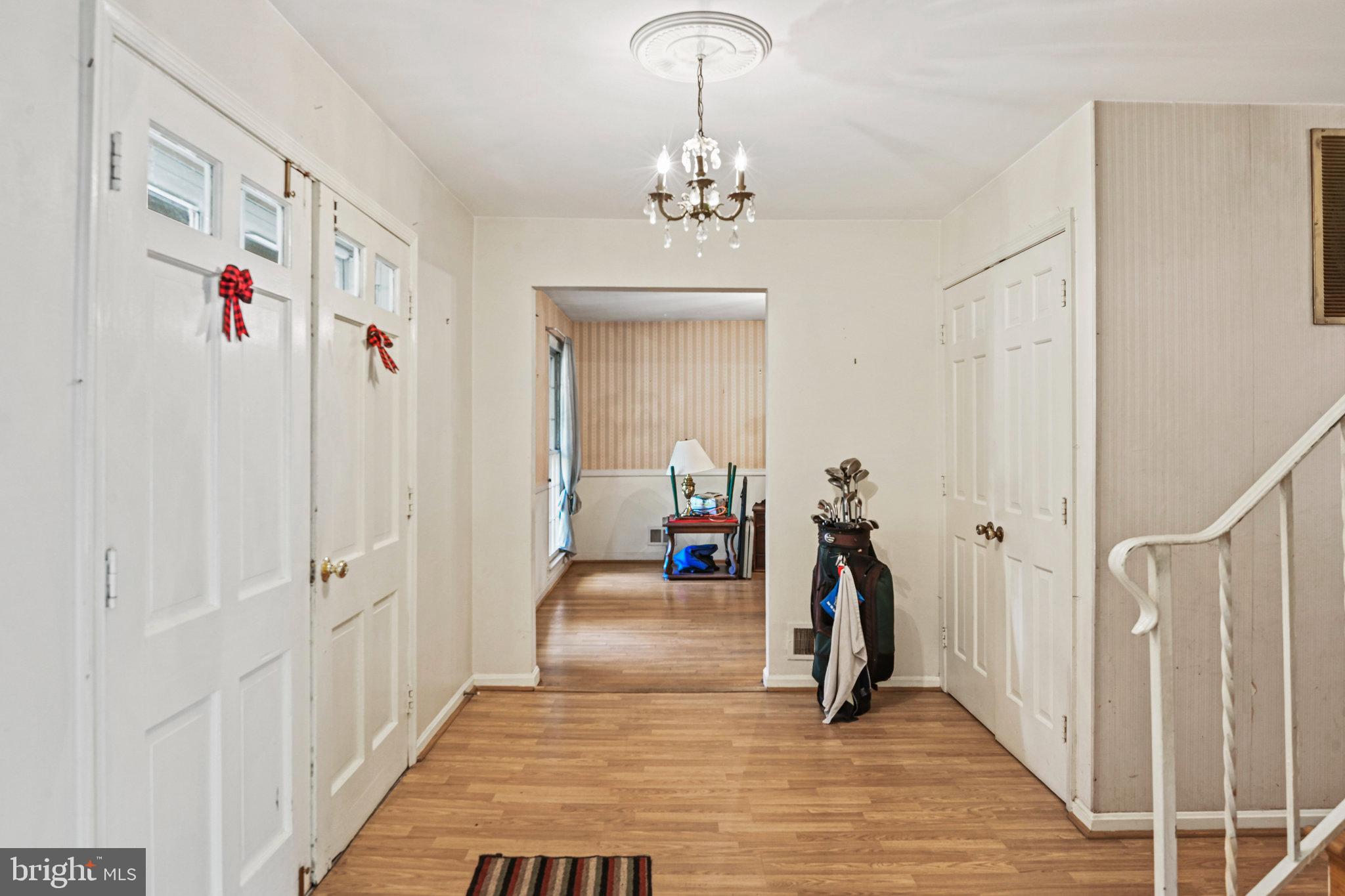 VIENNA OAKS - Residential