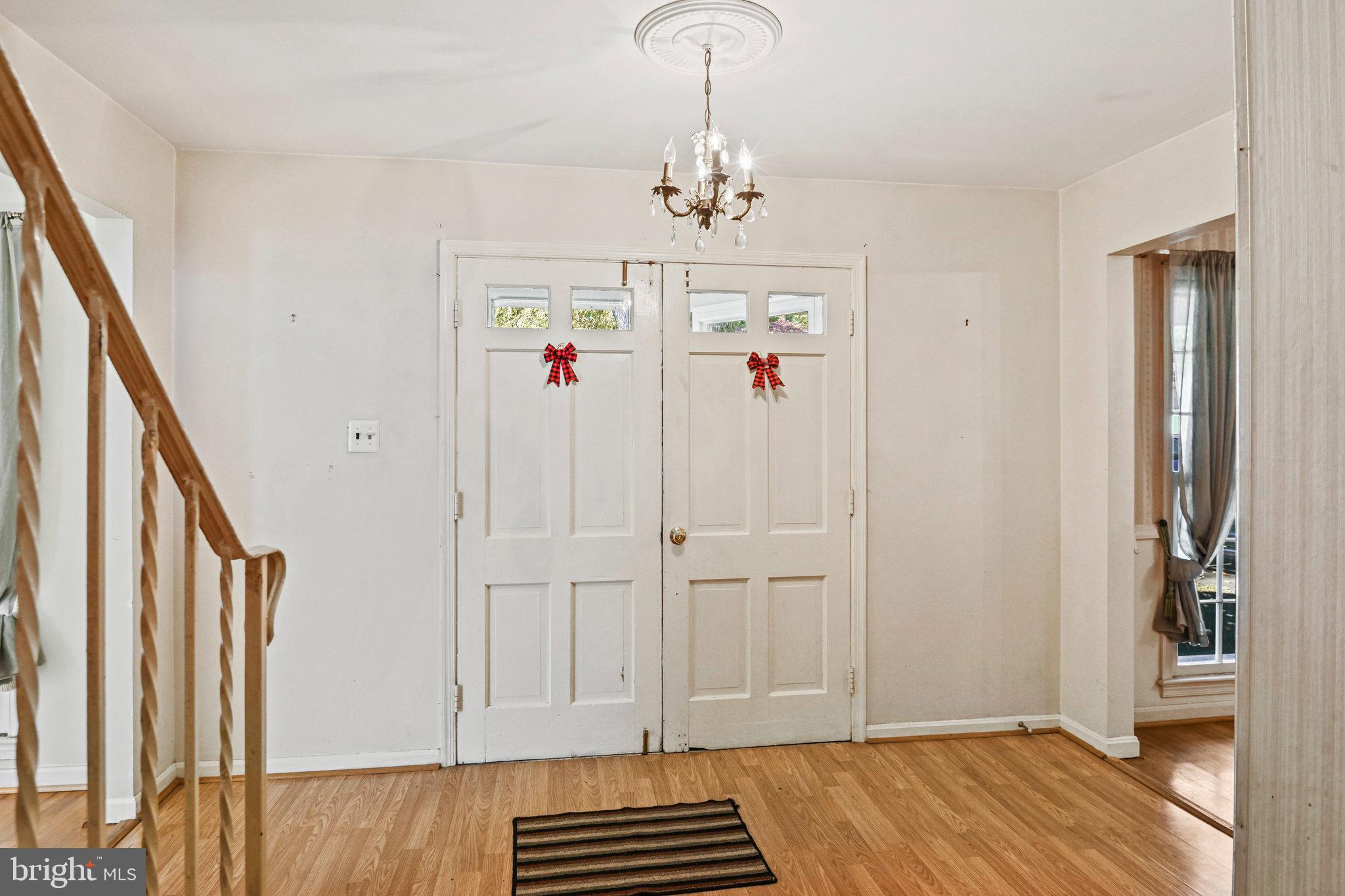 VIENNA OAKS - Residential