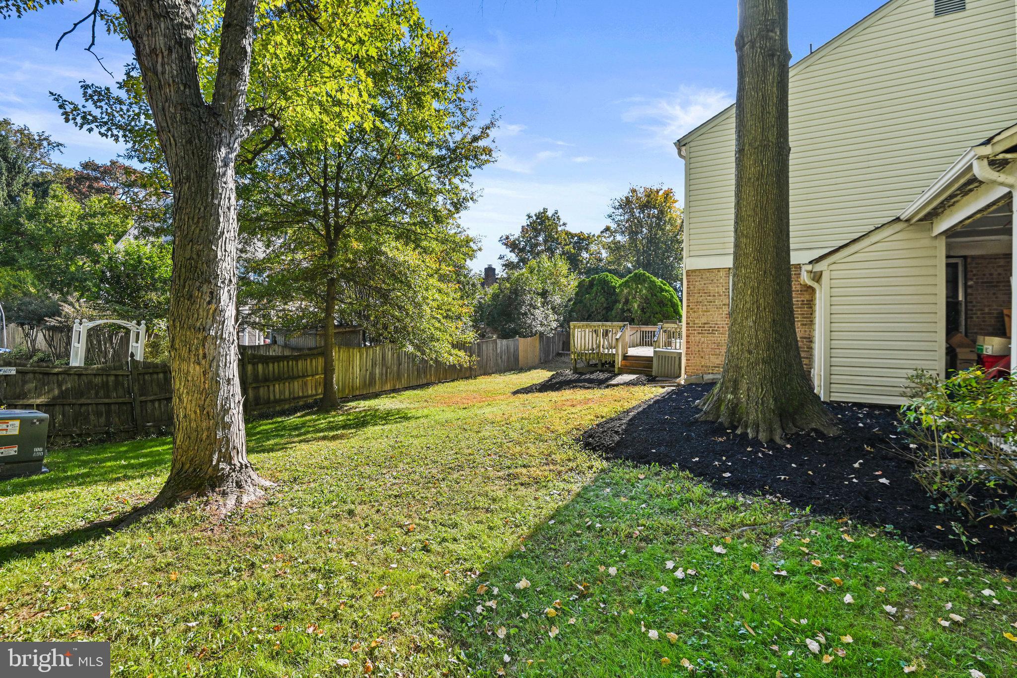 VIENNA OAKS - Residential