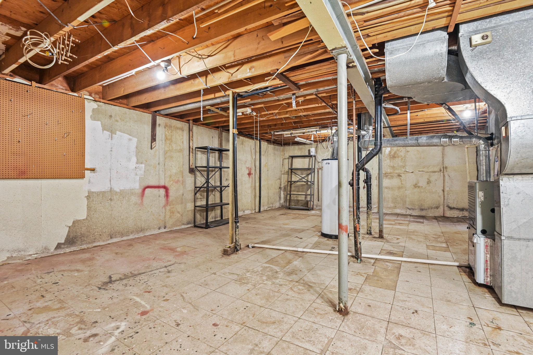 VIENNA OAKS - Residential