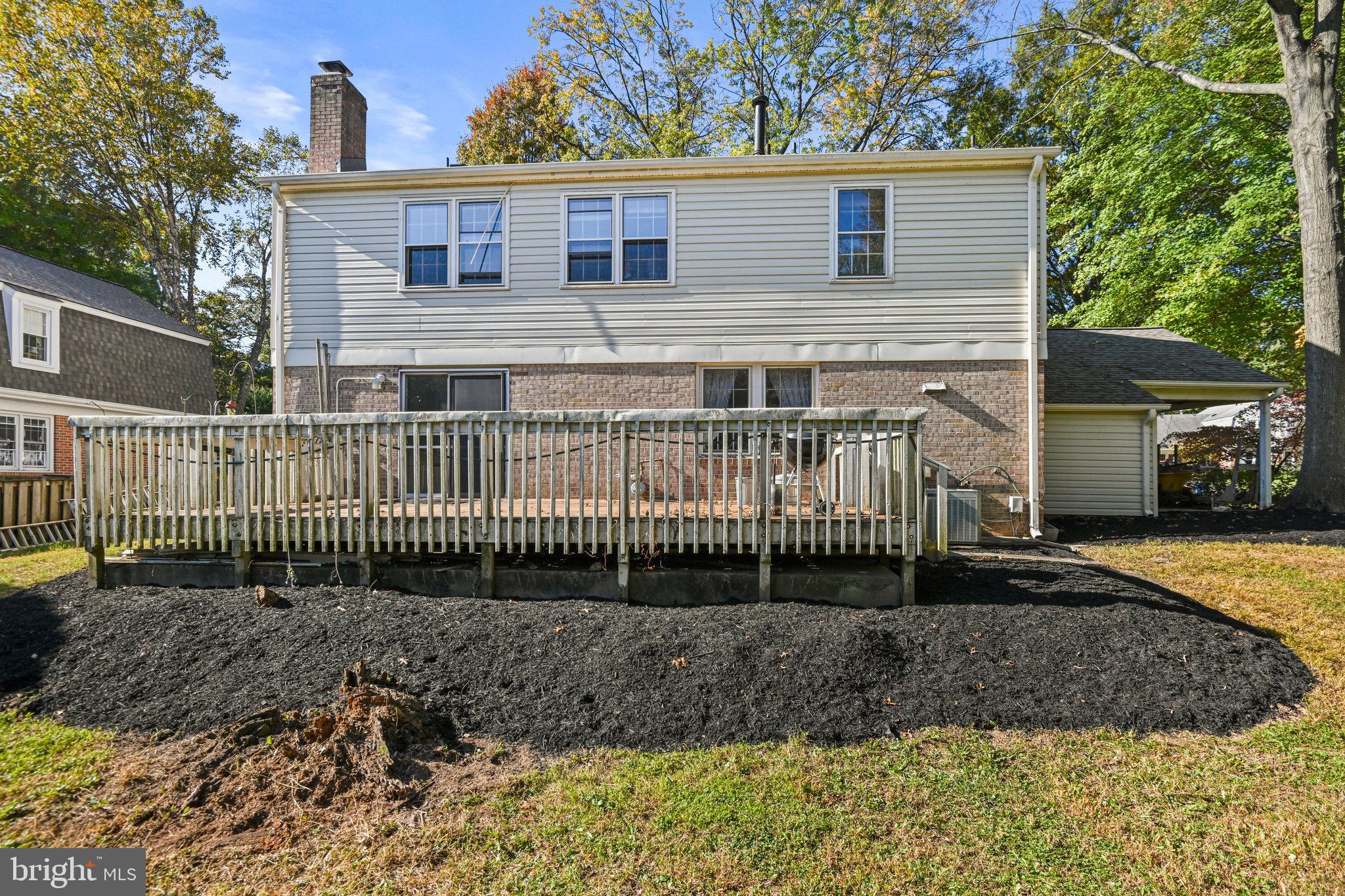 VIENNA OAKS - Residential