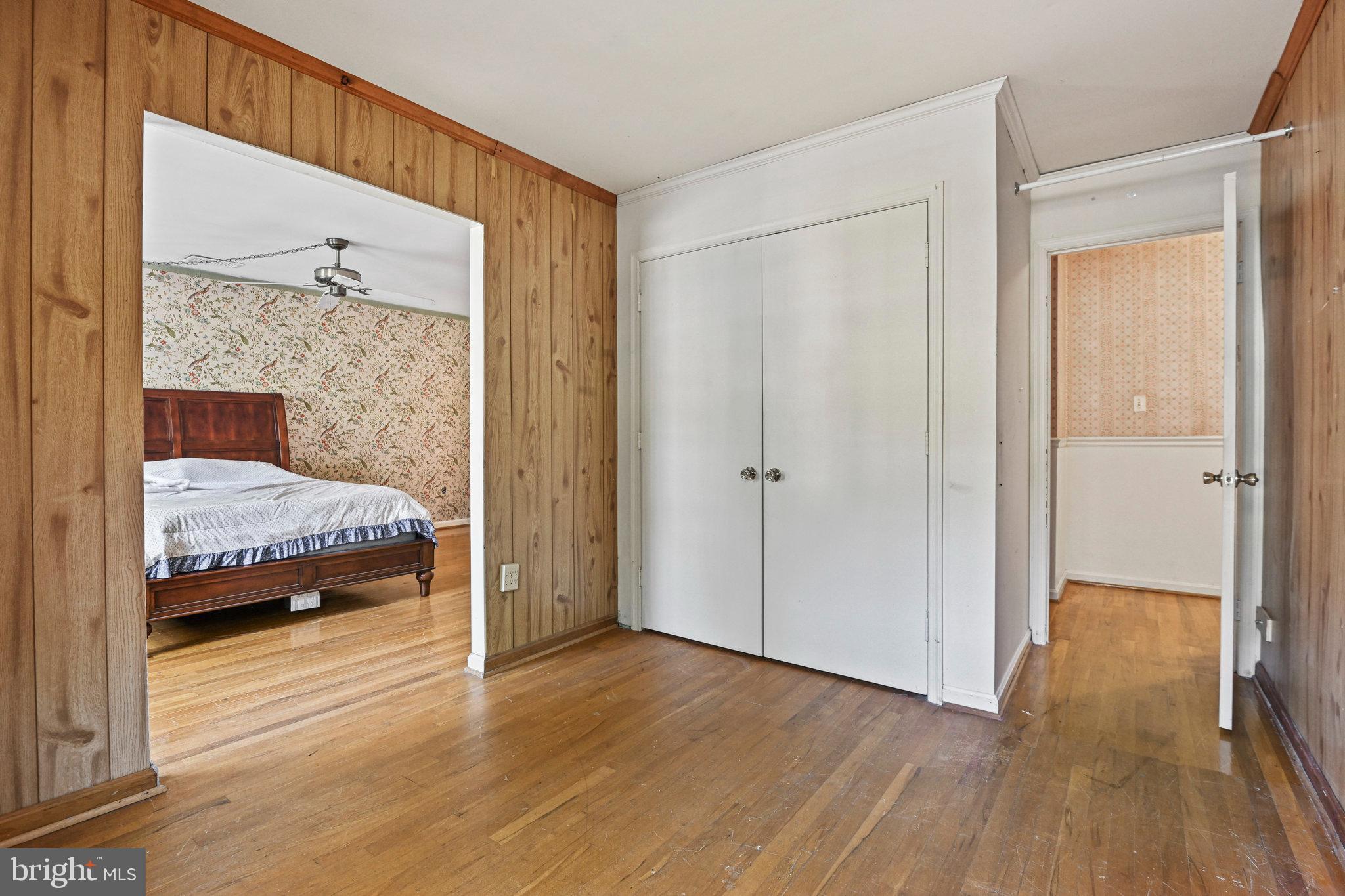 VIENNA OAKS - Residential