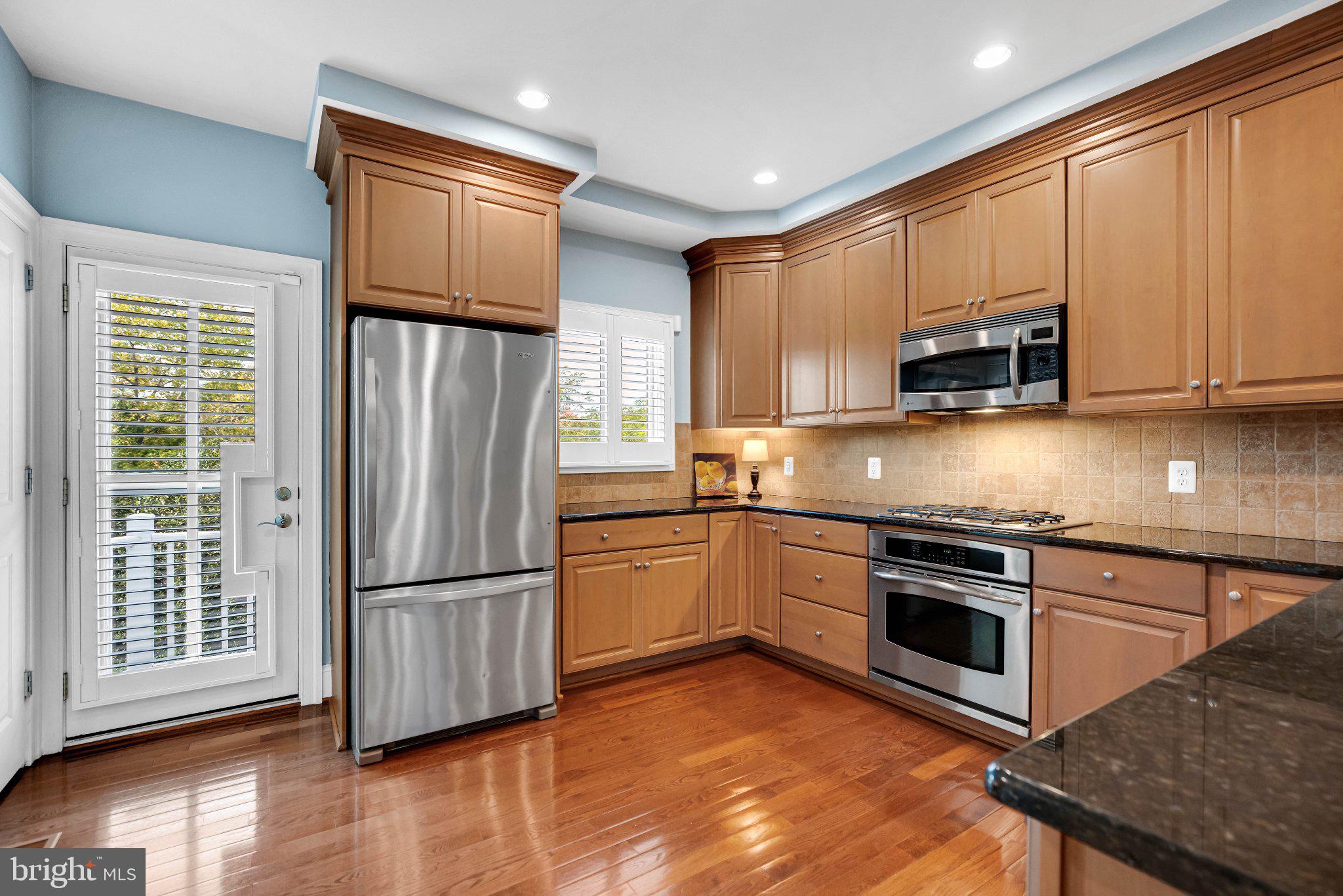 1858 POTOMAC GREENS DRIVE