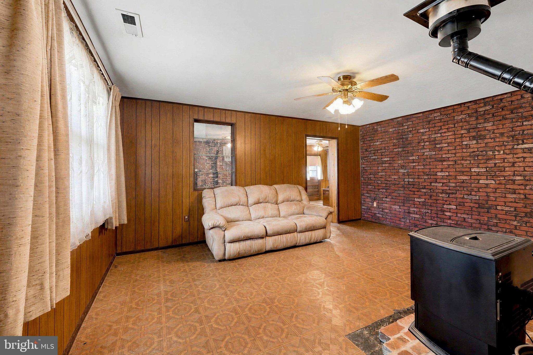710 COTTER ROAD