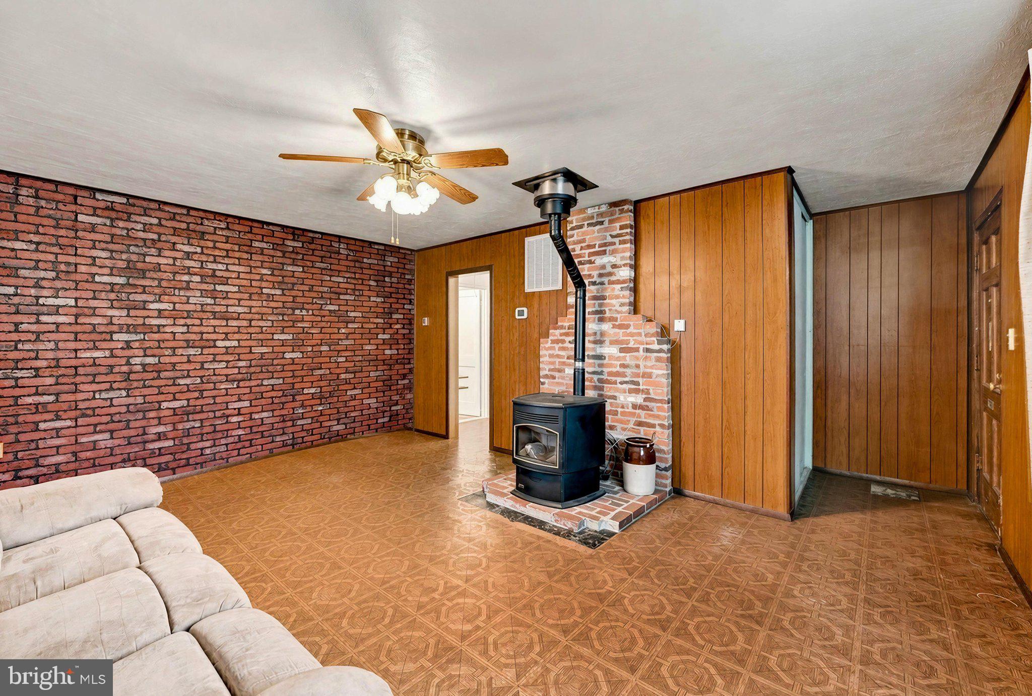 710 COTTER ROAD